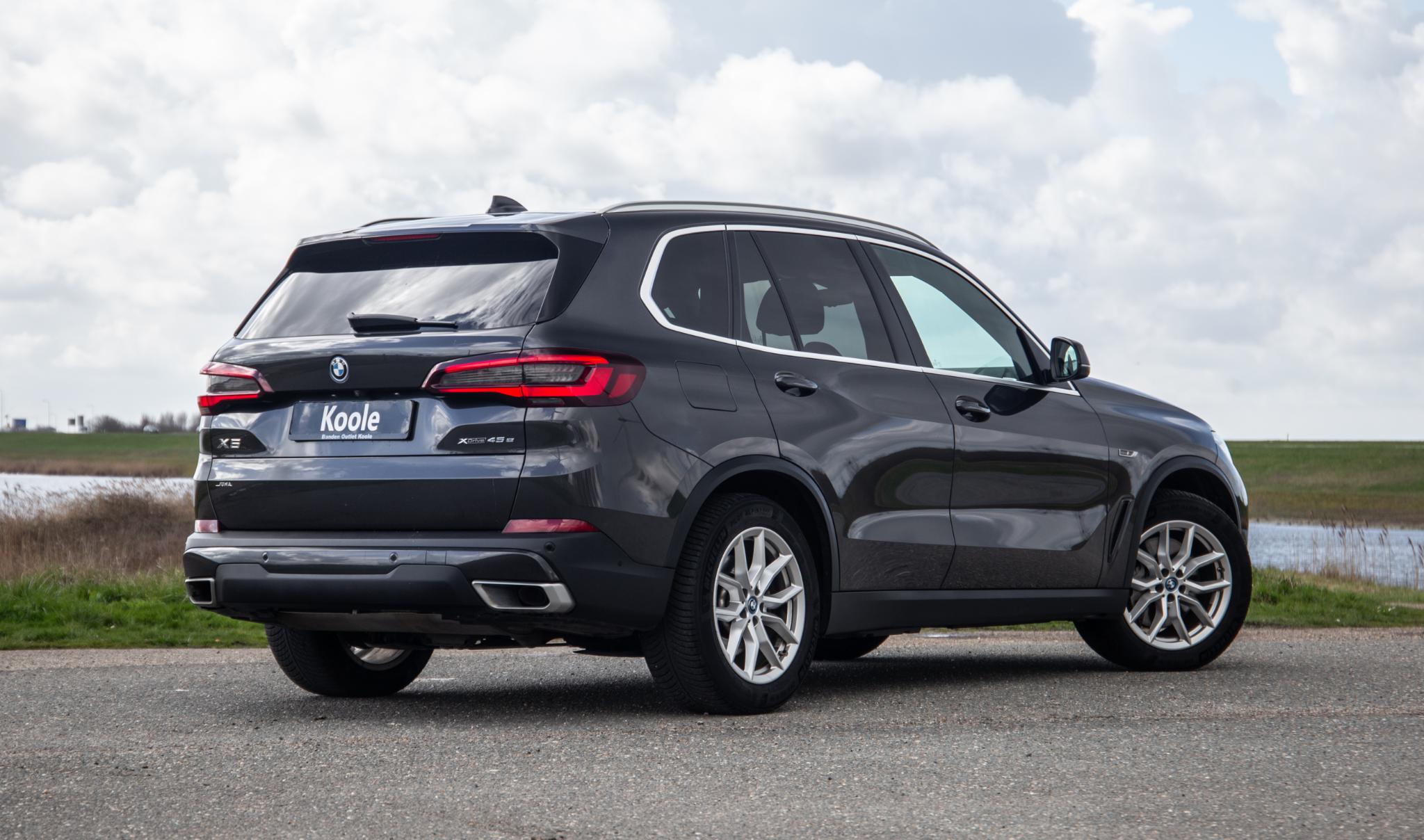 Foto van BMW X5 Xdrive45e