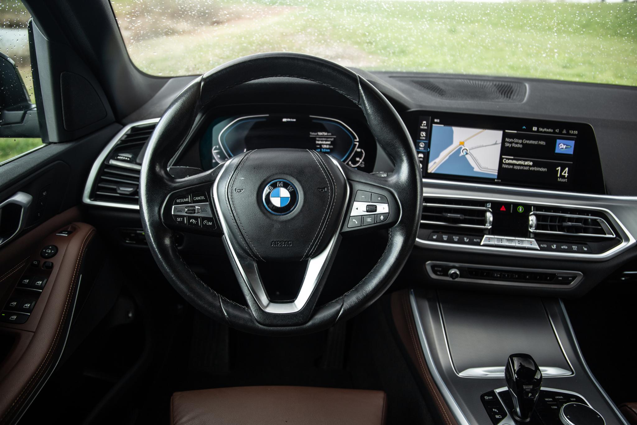 Foto van BMW X5 Xdrive45e