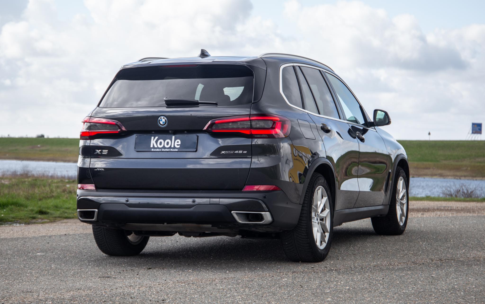 Foto van BMW X5 Xdrive45e