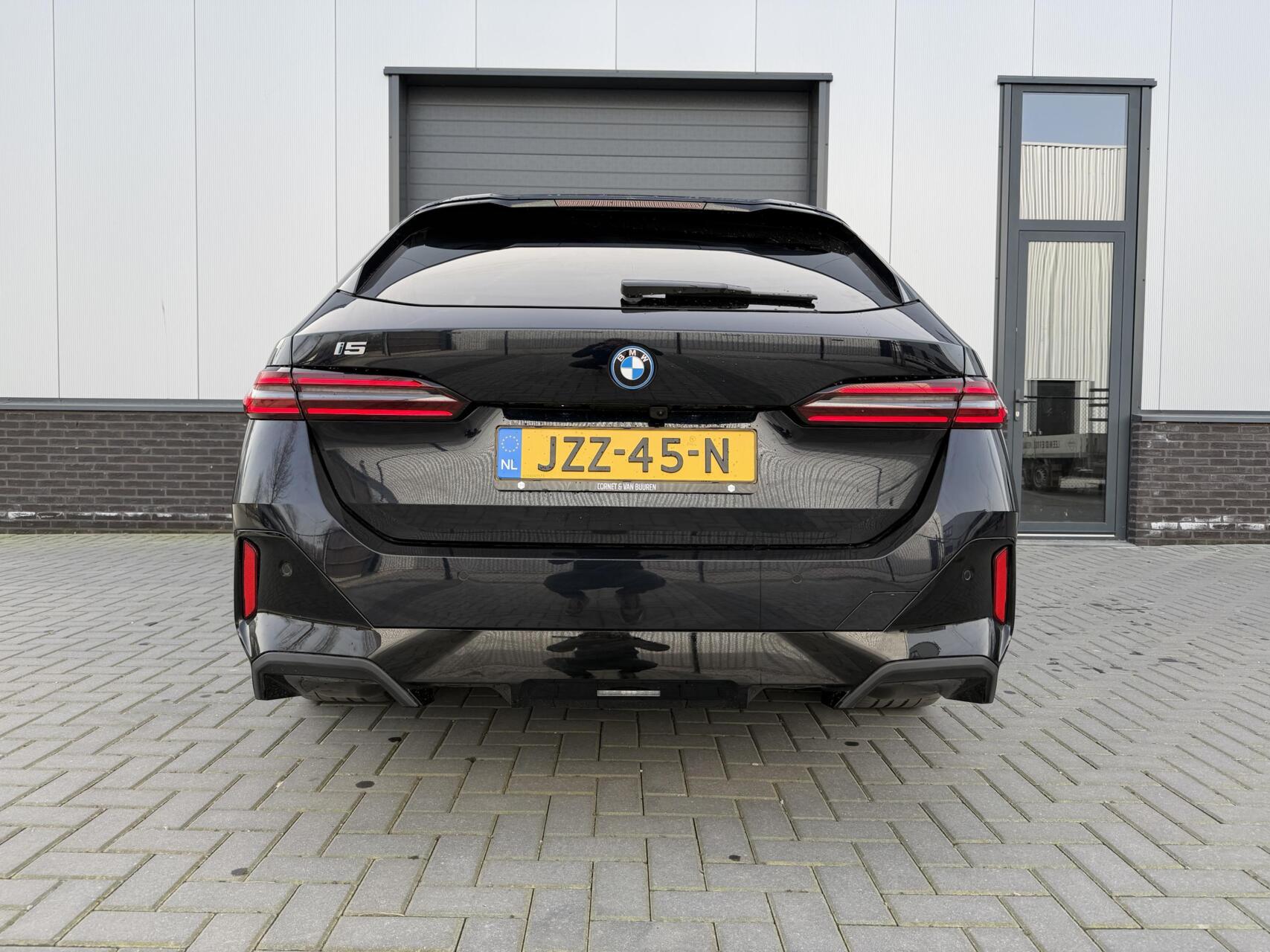 Foto van BMW I5 Touring