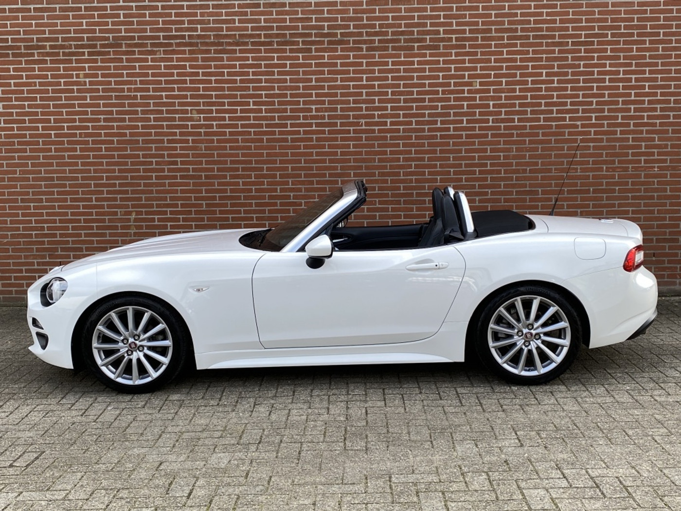 Foto van Fiat Fiat 124 Spider