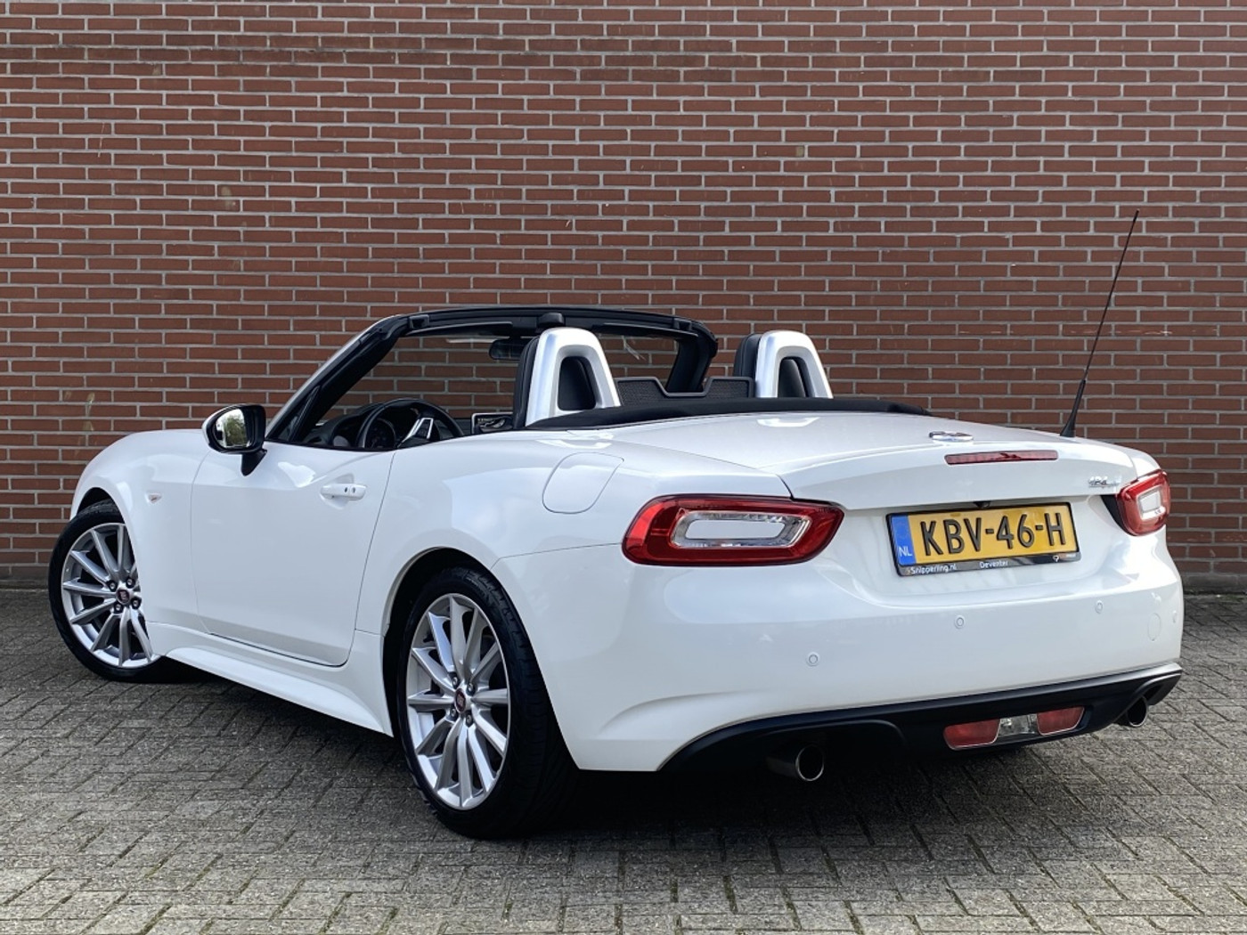 Foto van Fiat Fiat 124 Spider