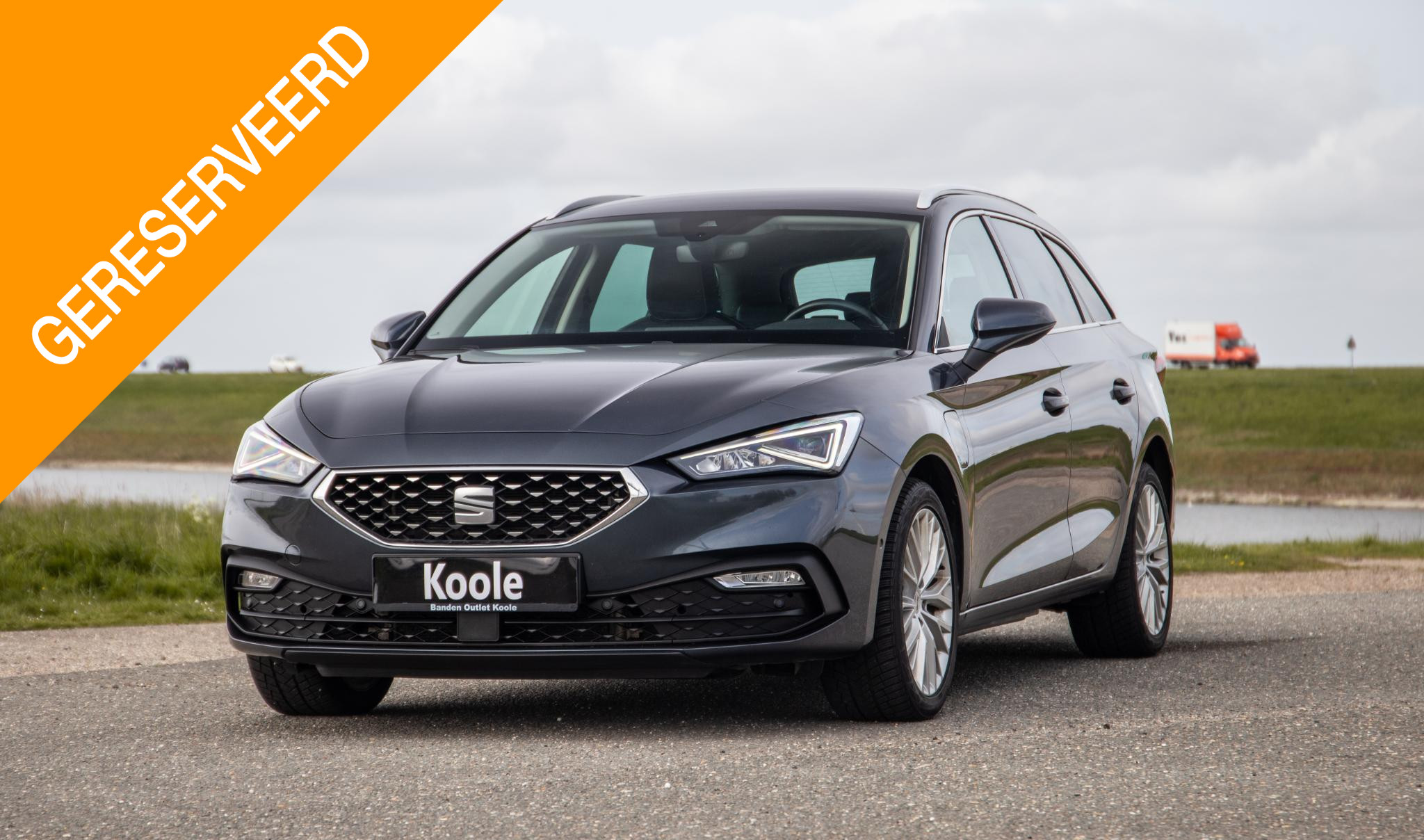 Seat Leon Sportstourer 1.4 TSI eHybrid PHEV FR Business Intense 2021 - voorkant