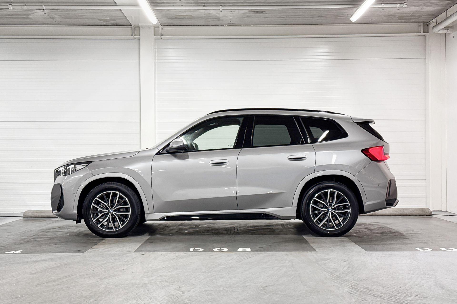 Foto van BMW Ix1 Edrive20