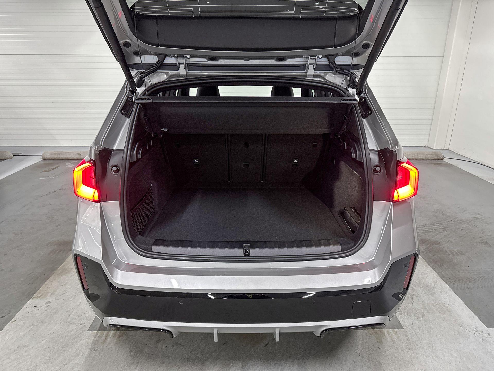 Foto van BMW Ix1 Edrive20