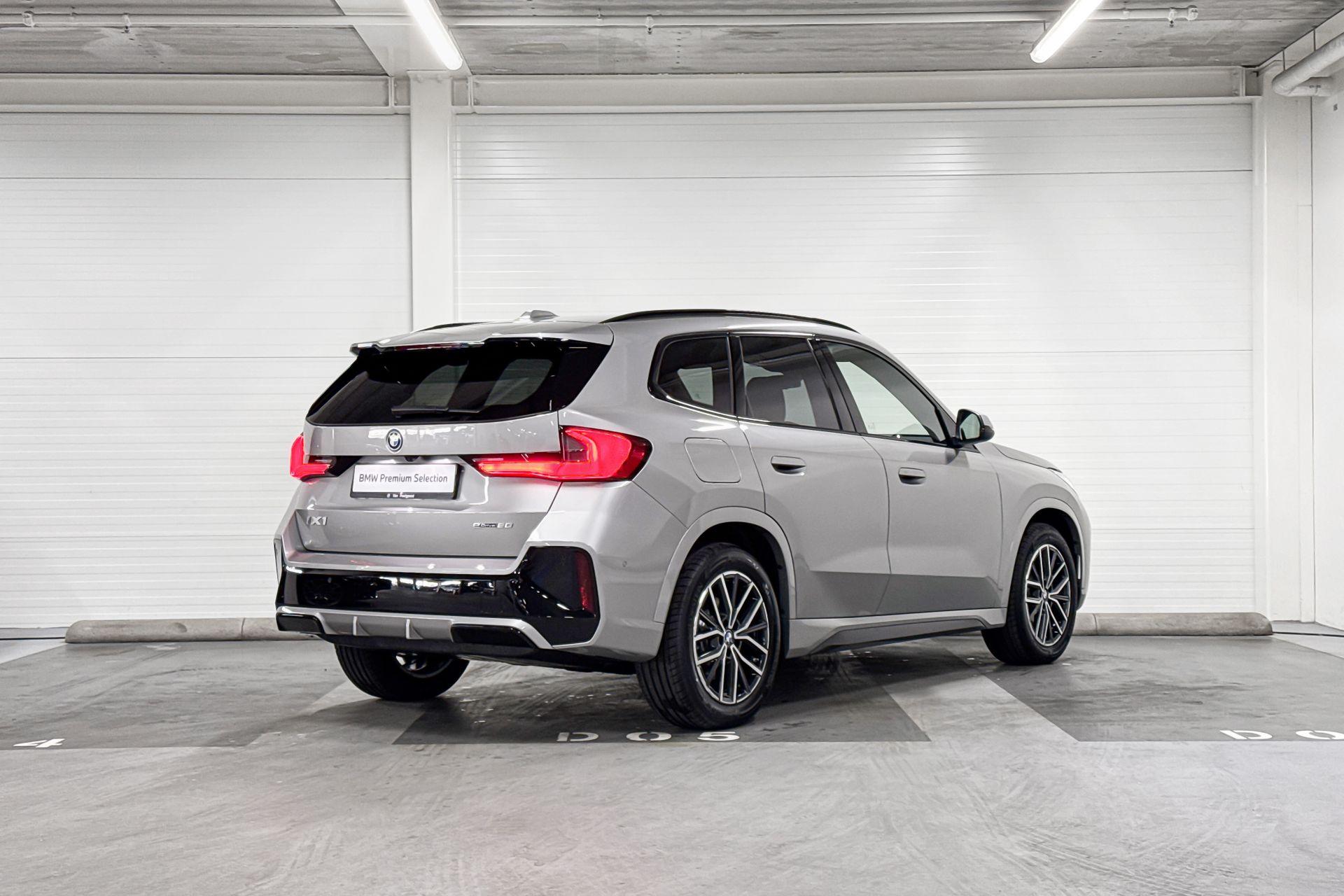 Foto van BMW Ix1 Edrive20