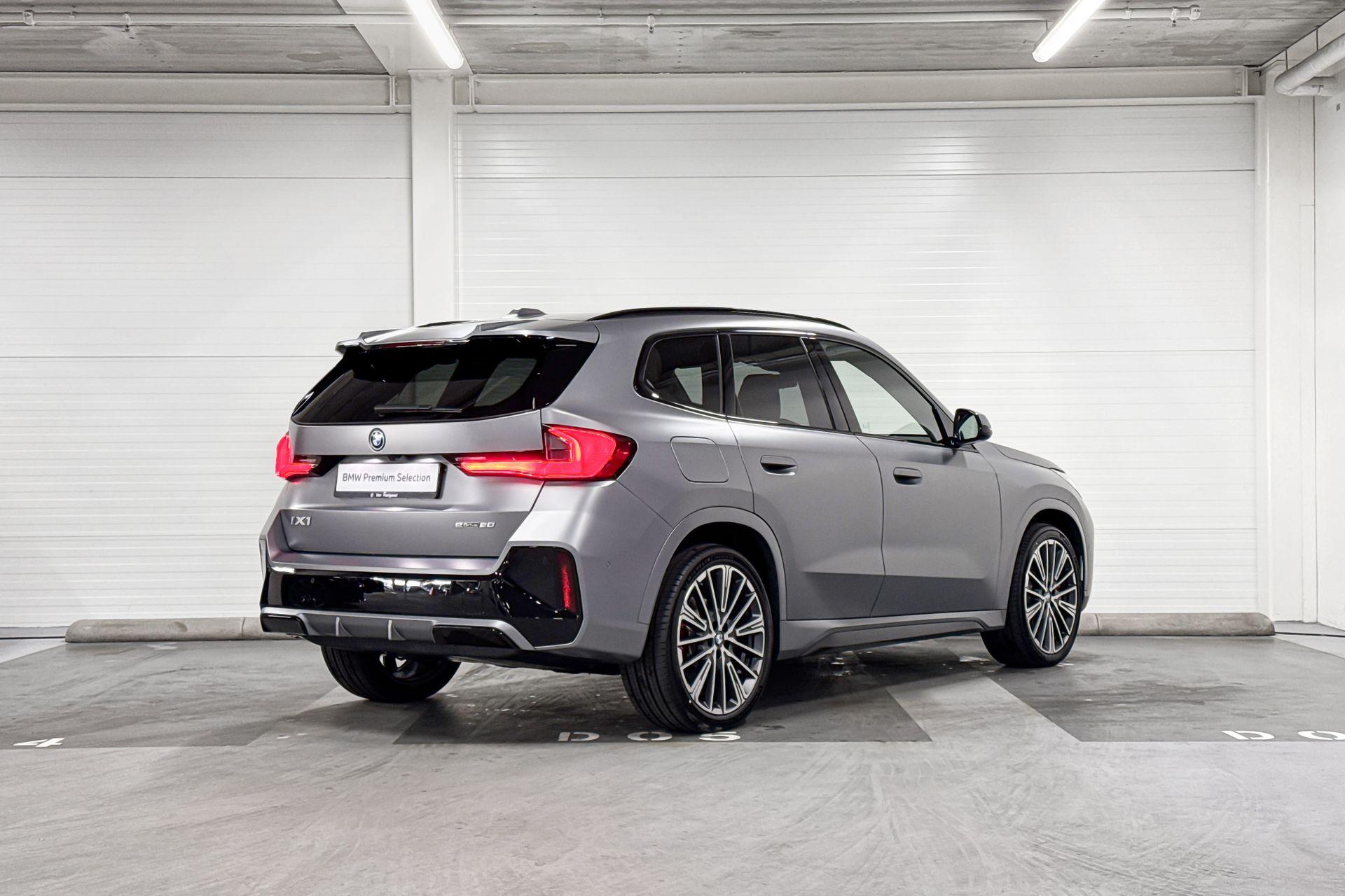 Foto van BMW Ix1 Edrive20