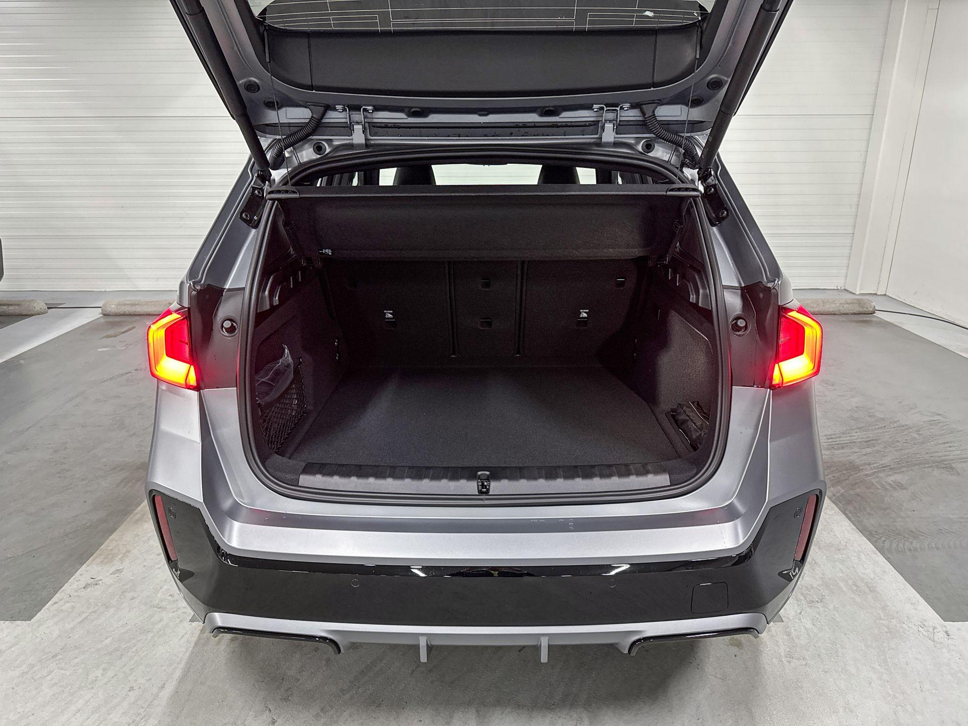 Foto van BMW Ix1 Edrive20