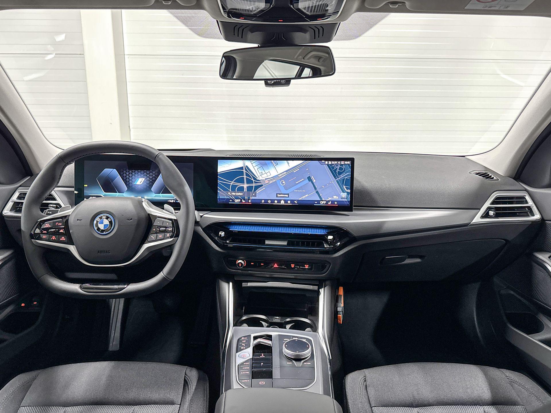 Foto van BMW 330e