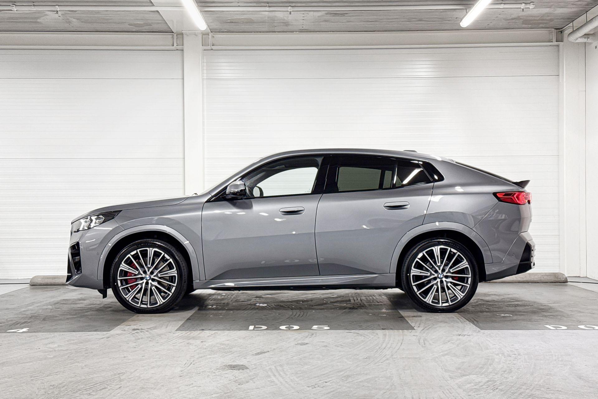 Foto van BMW Ix2 Edrive20