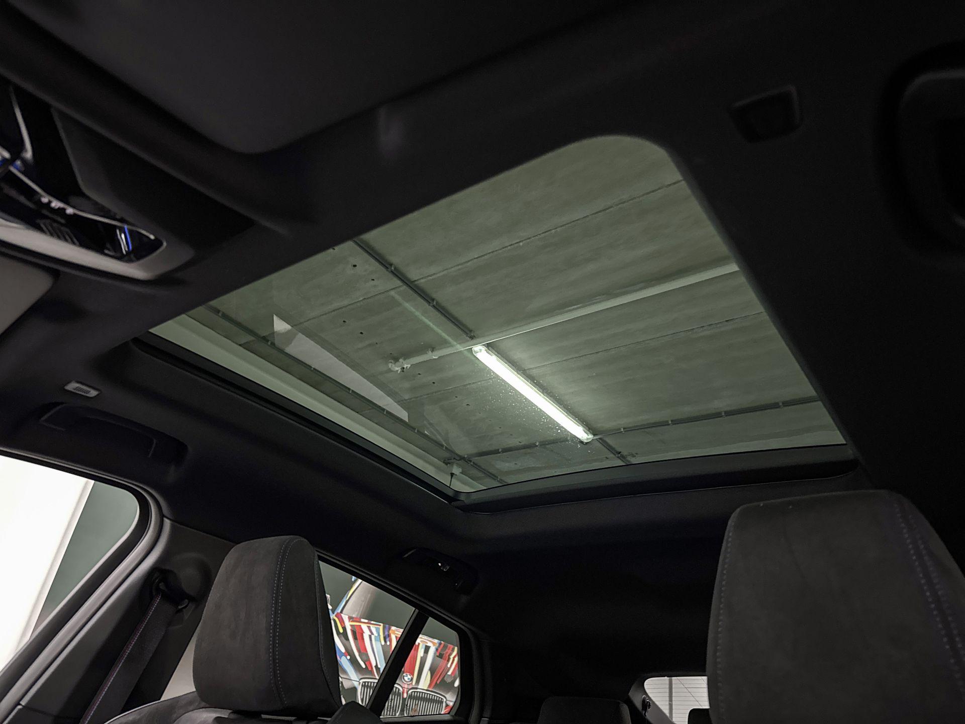 Foto van BMW Ix2 Edrive20