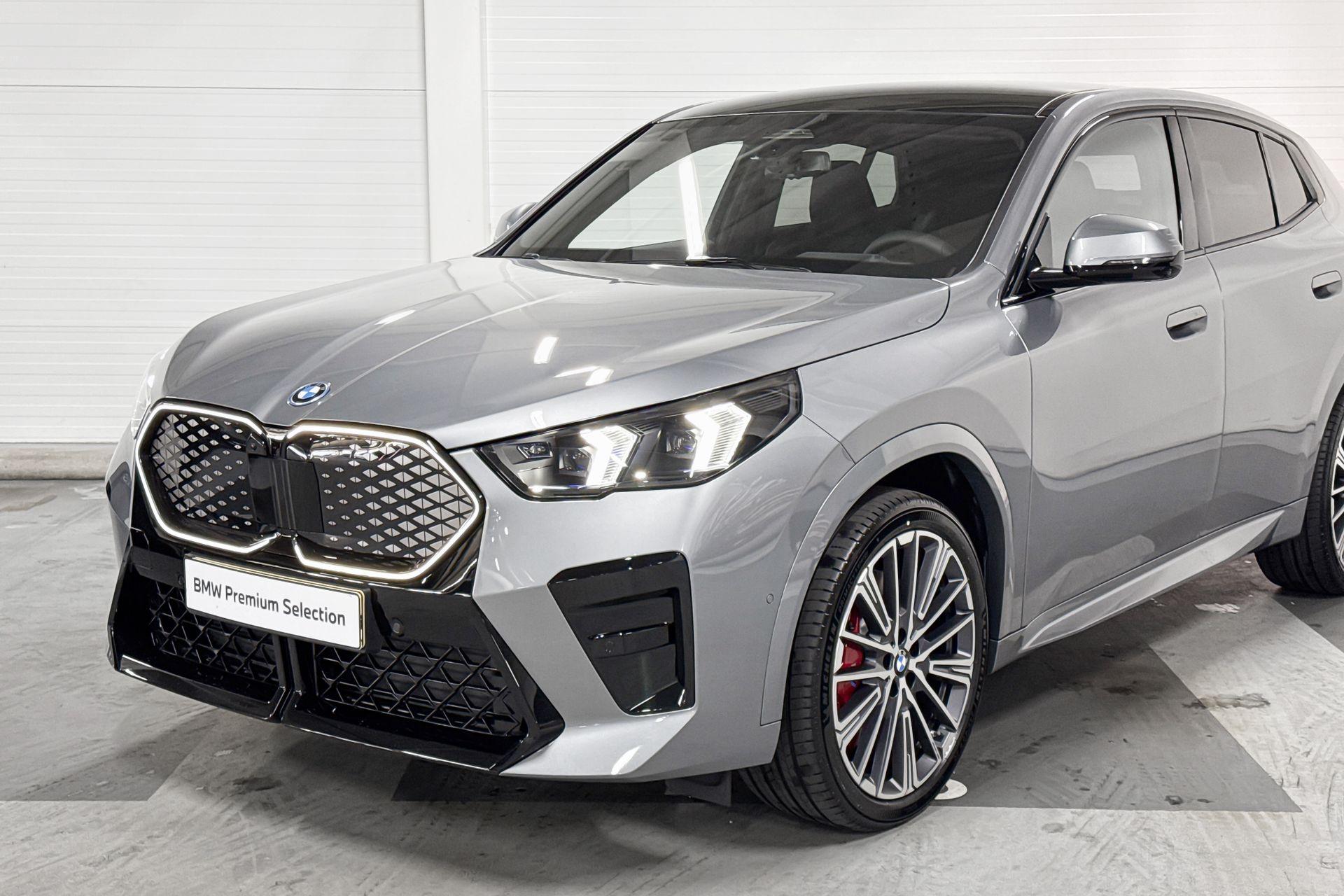 Foto van BMW Ix2 Edrive20