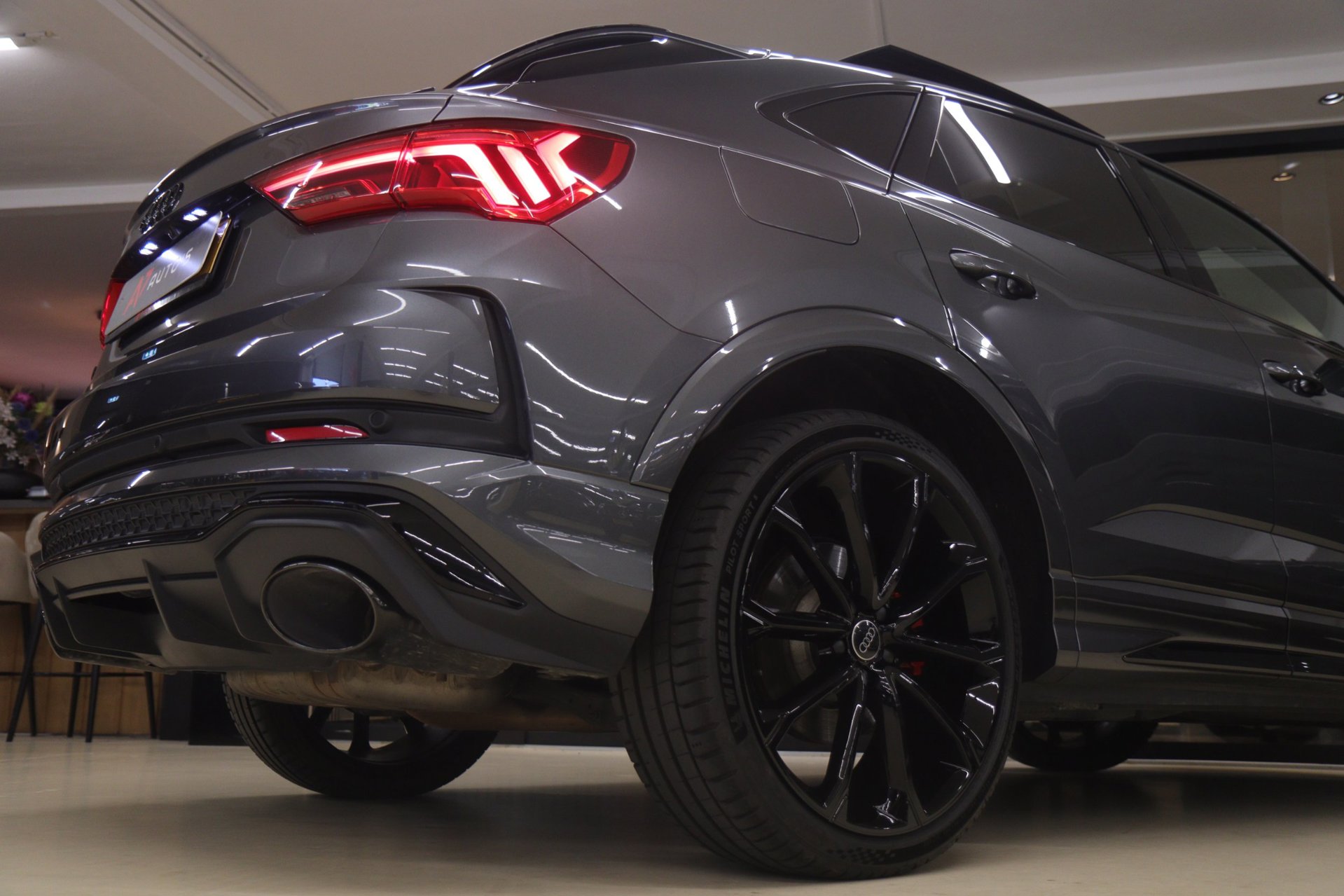 Foto van Audi RS Q3 Sportback