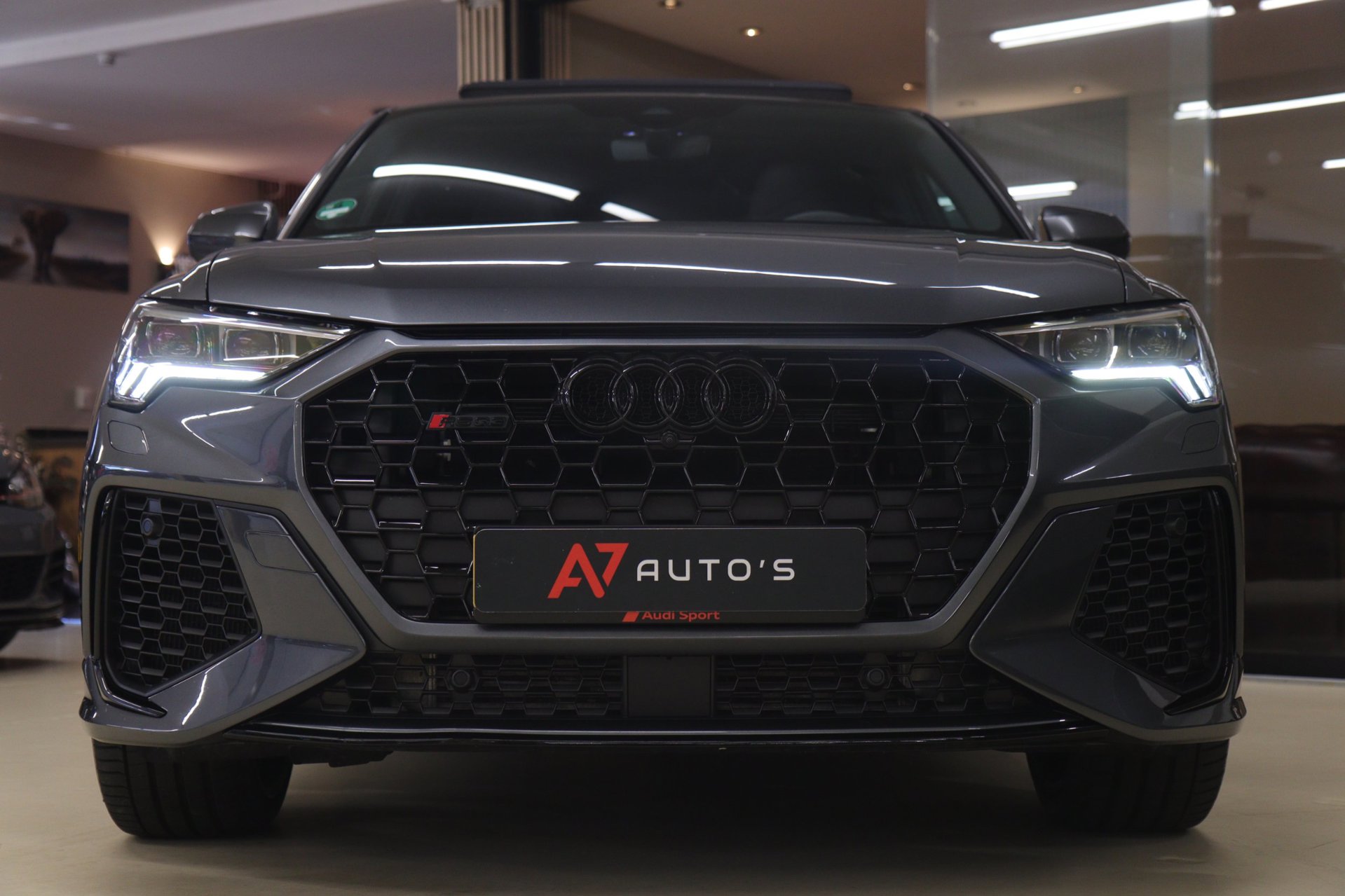 Foto van Audi RS Q3 Sportback