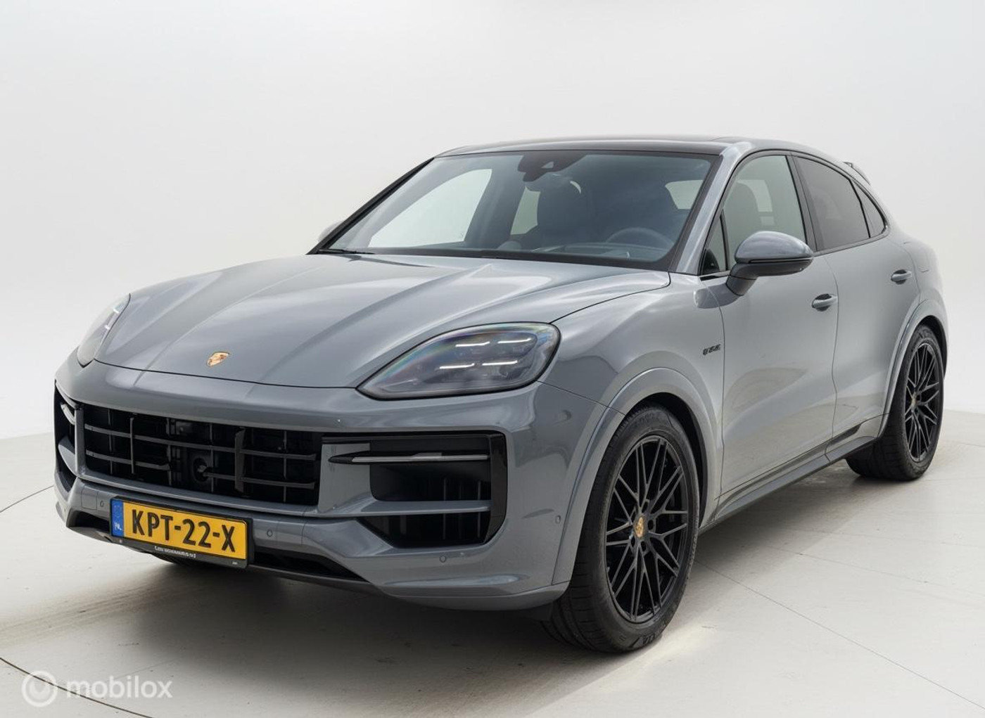 Foto van Porsche Cayenne S E-hybrid