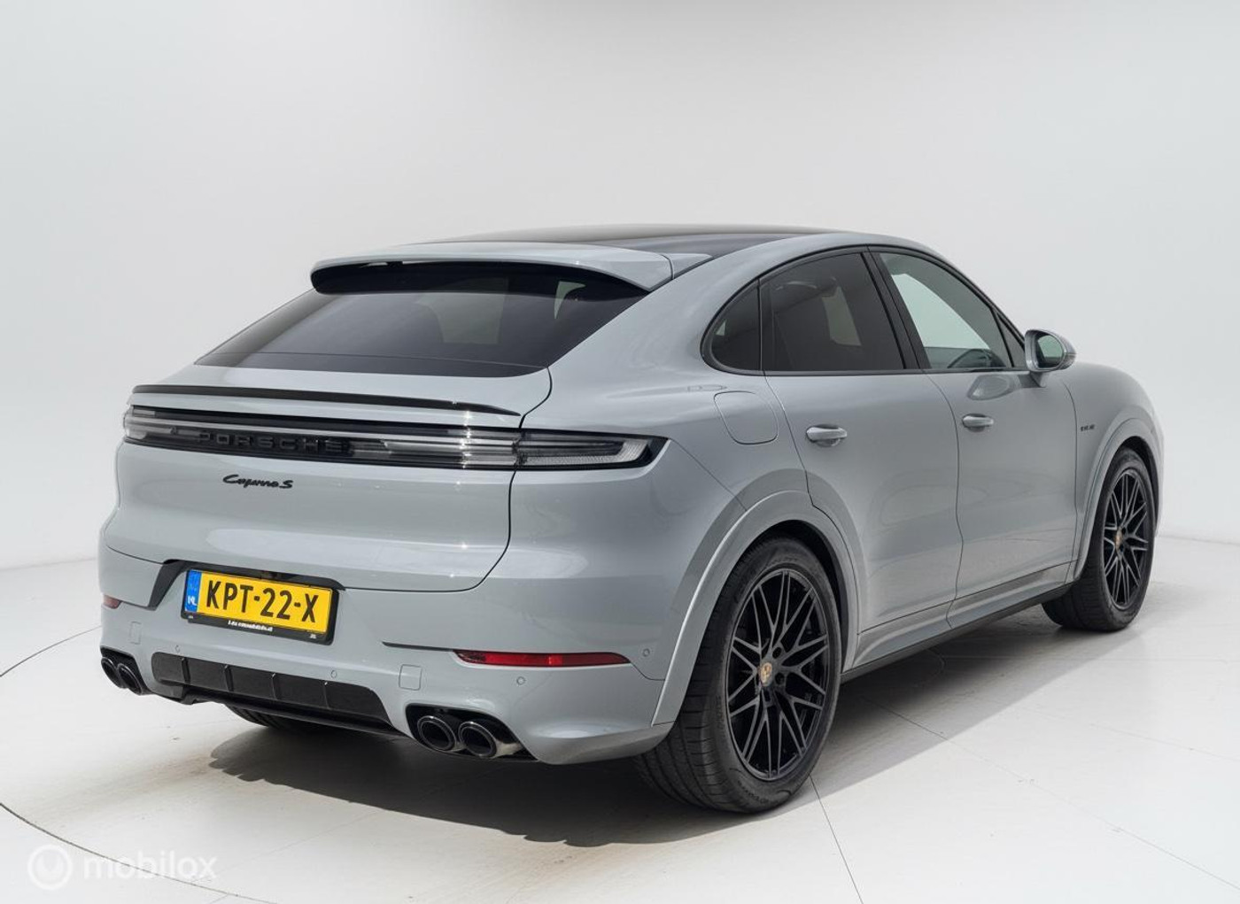 Foto van Porsche Cayenne S E-hybrid