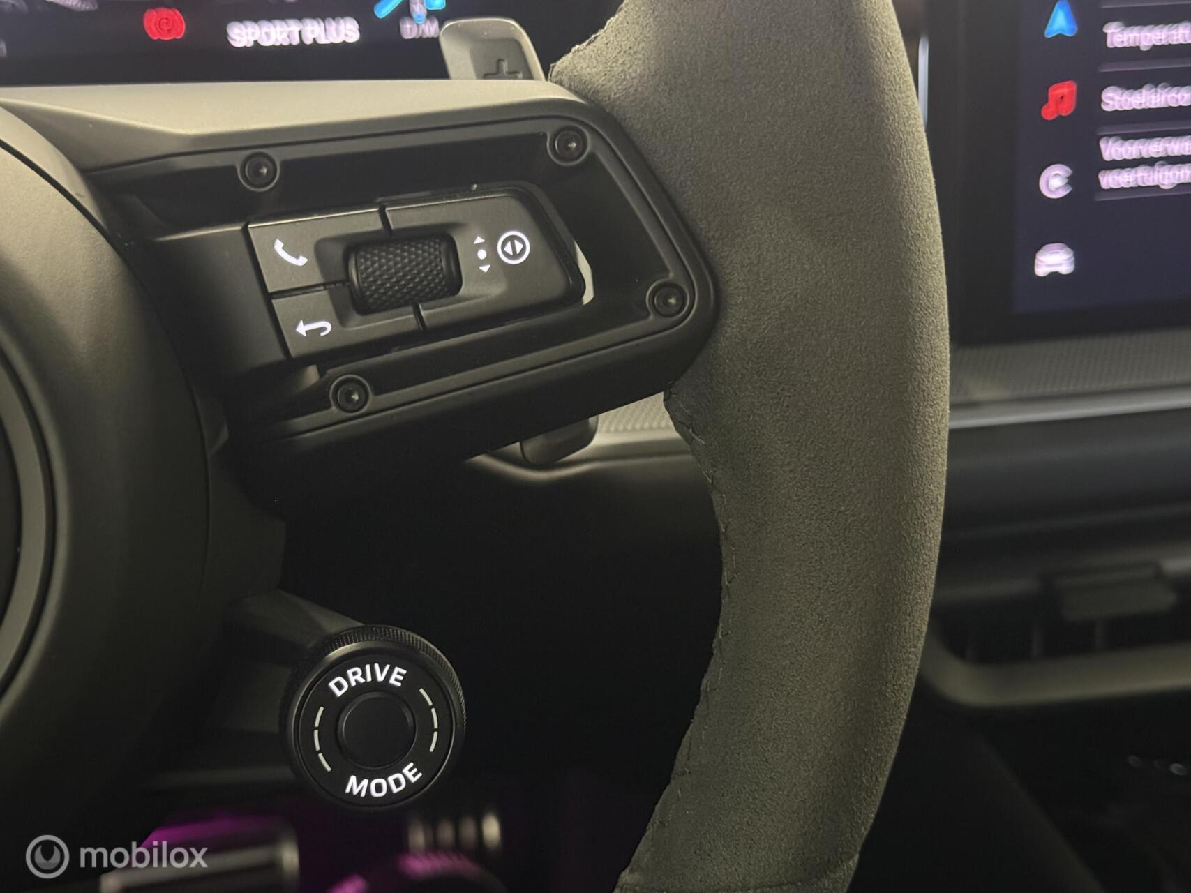 Foto van Porsche Cayenne S E-hybrid