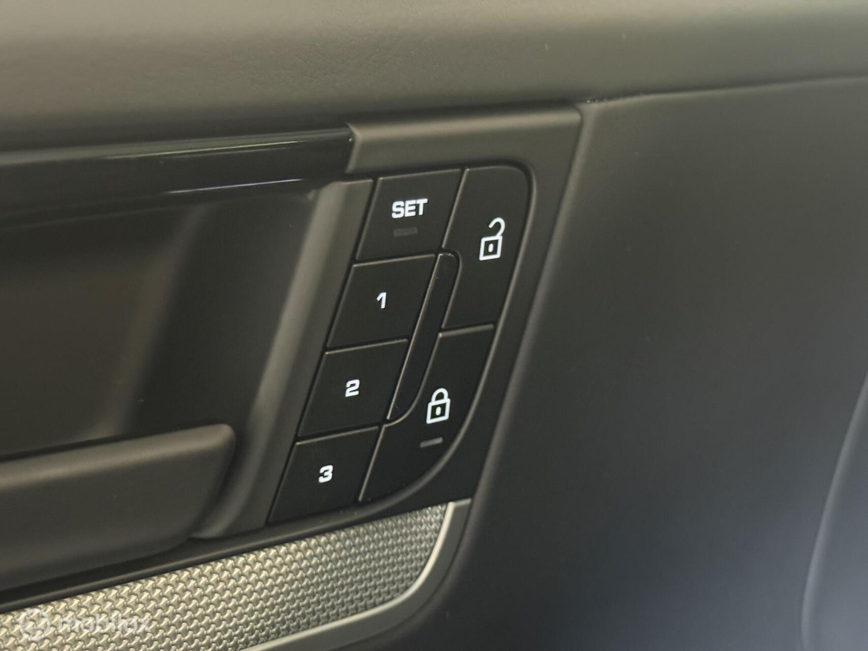Foto van Porsche Cayenne S E-hybrid