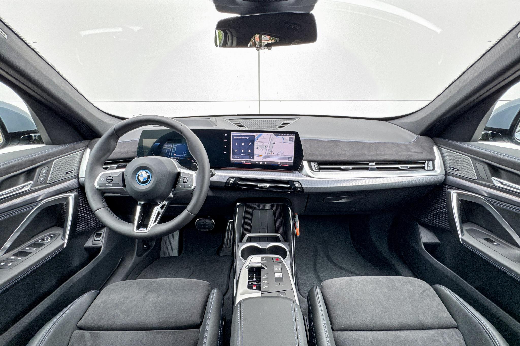 Foto van BMW X1 Xdrive25e
