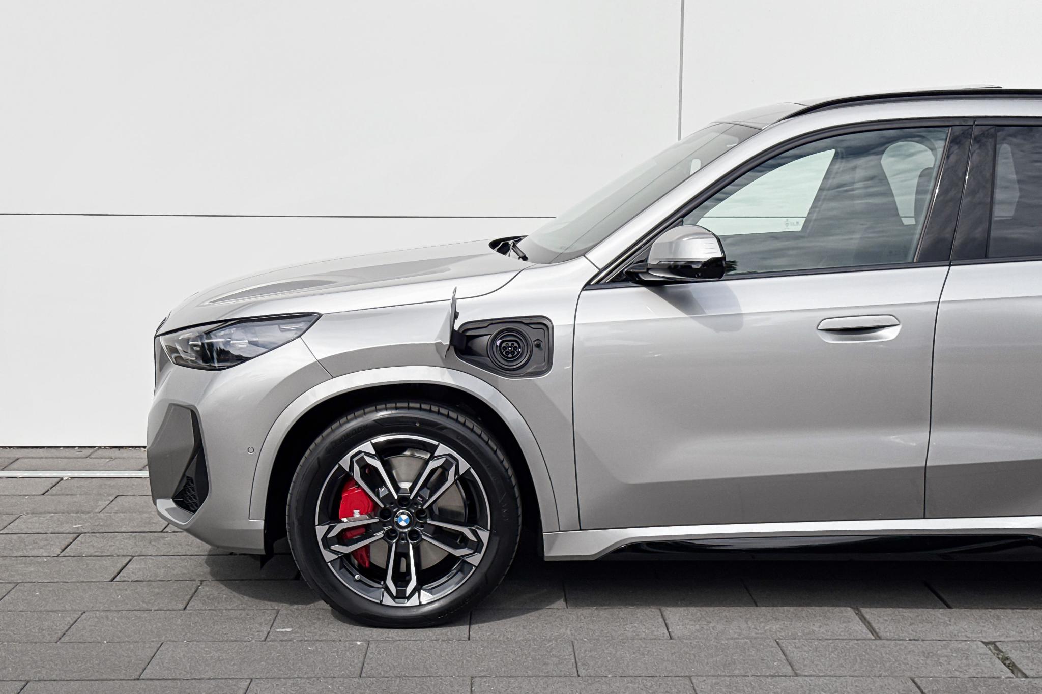 Foto van BMW X1 Xdrive25e