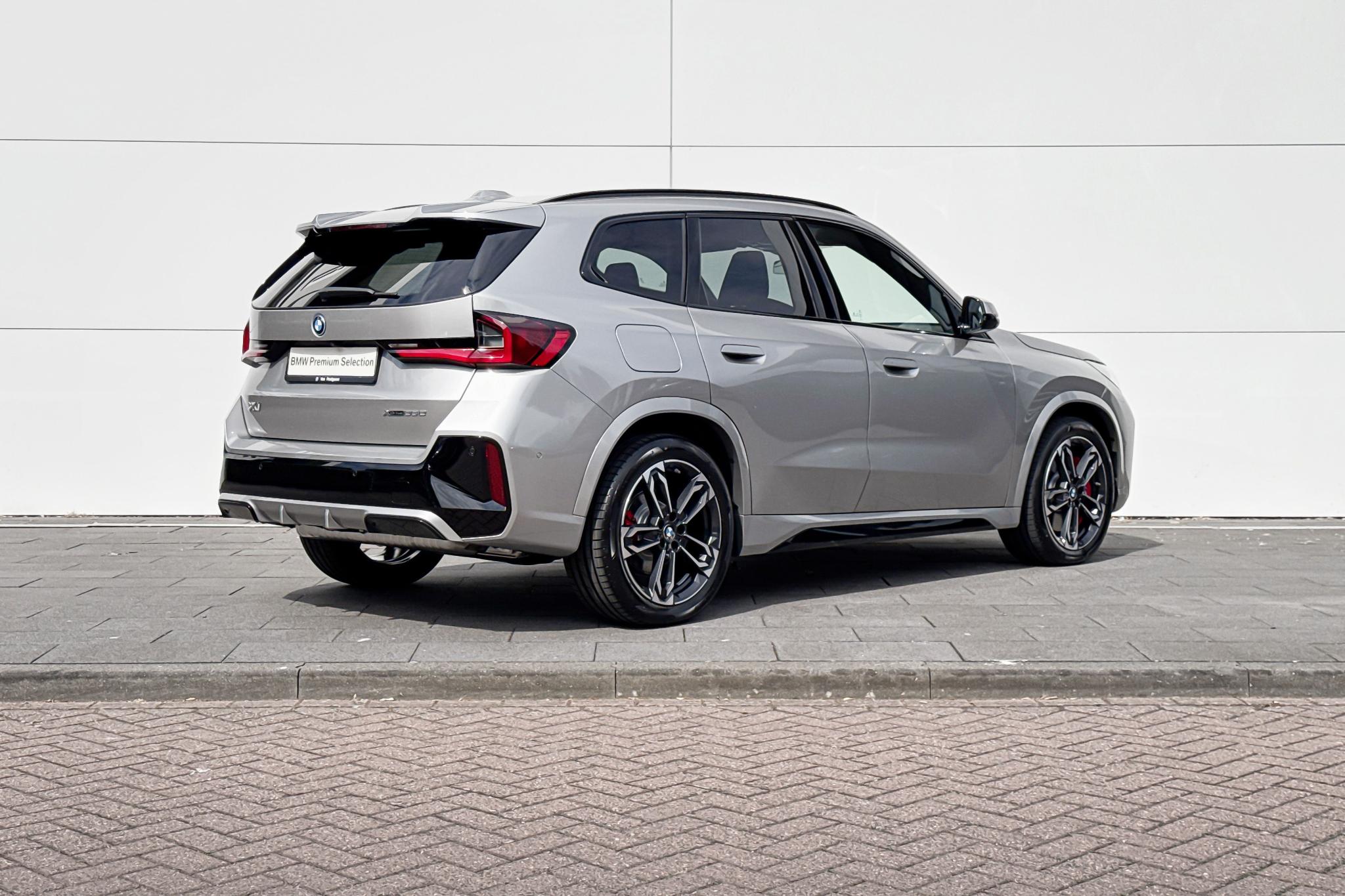 Foto van BMW X1 Xdrive25e