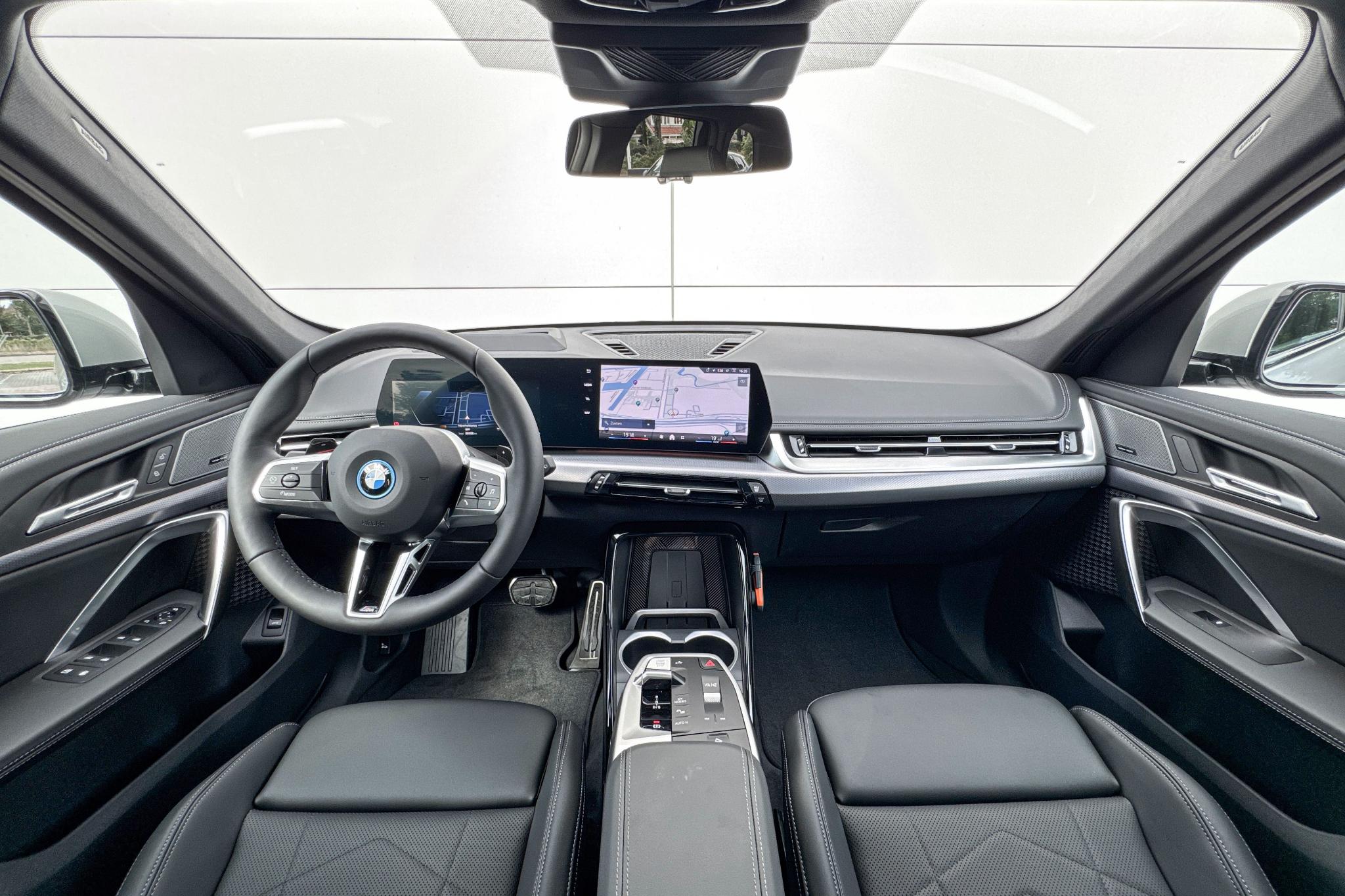 Foto van BMW X1 Xdrive25e