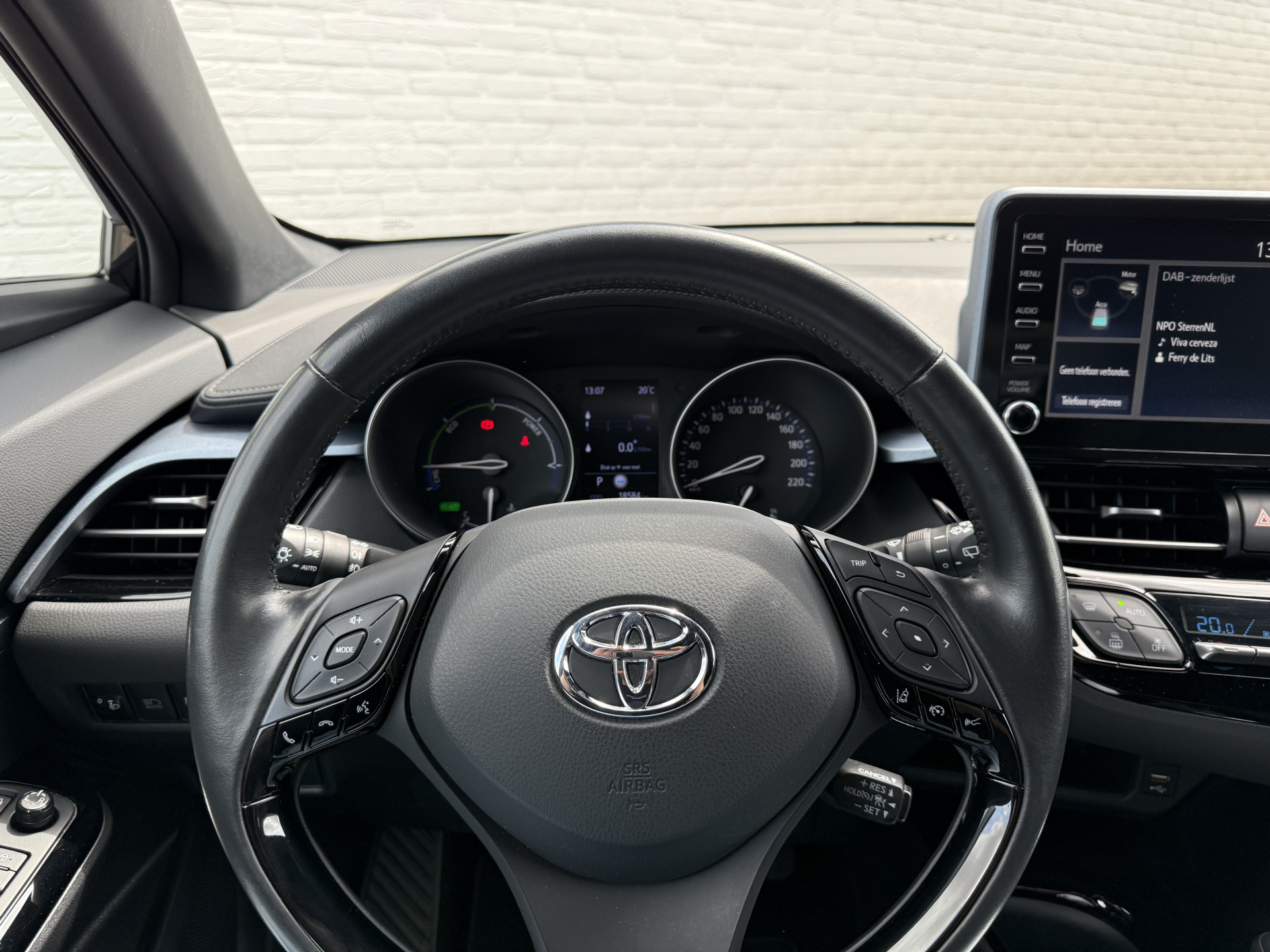 Foto van Toyota C-hr