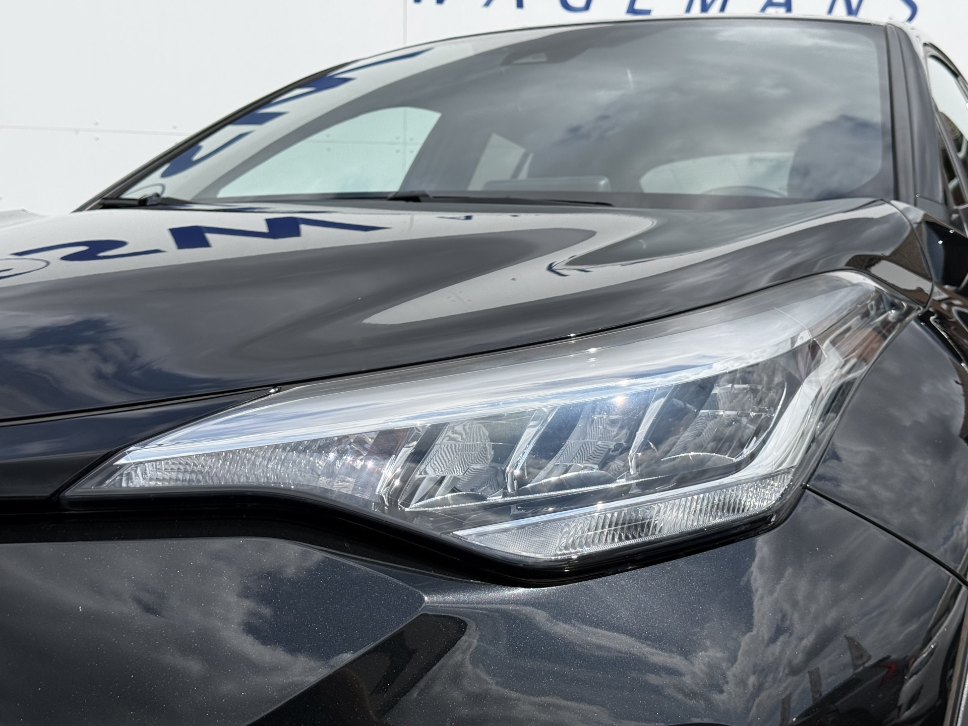 Foto van Toyota C-hr