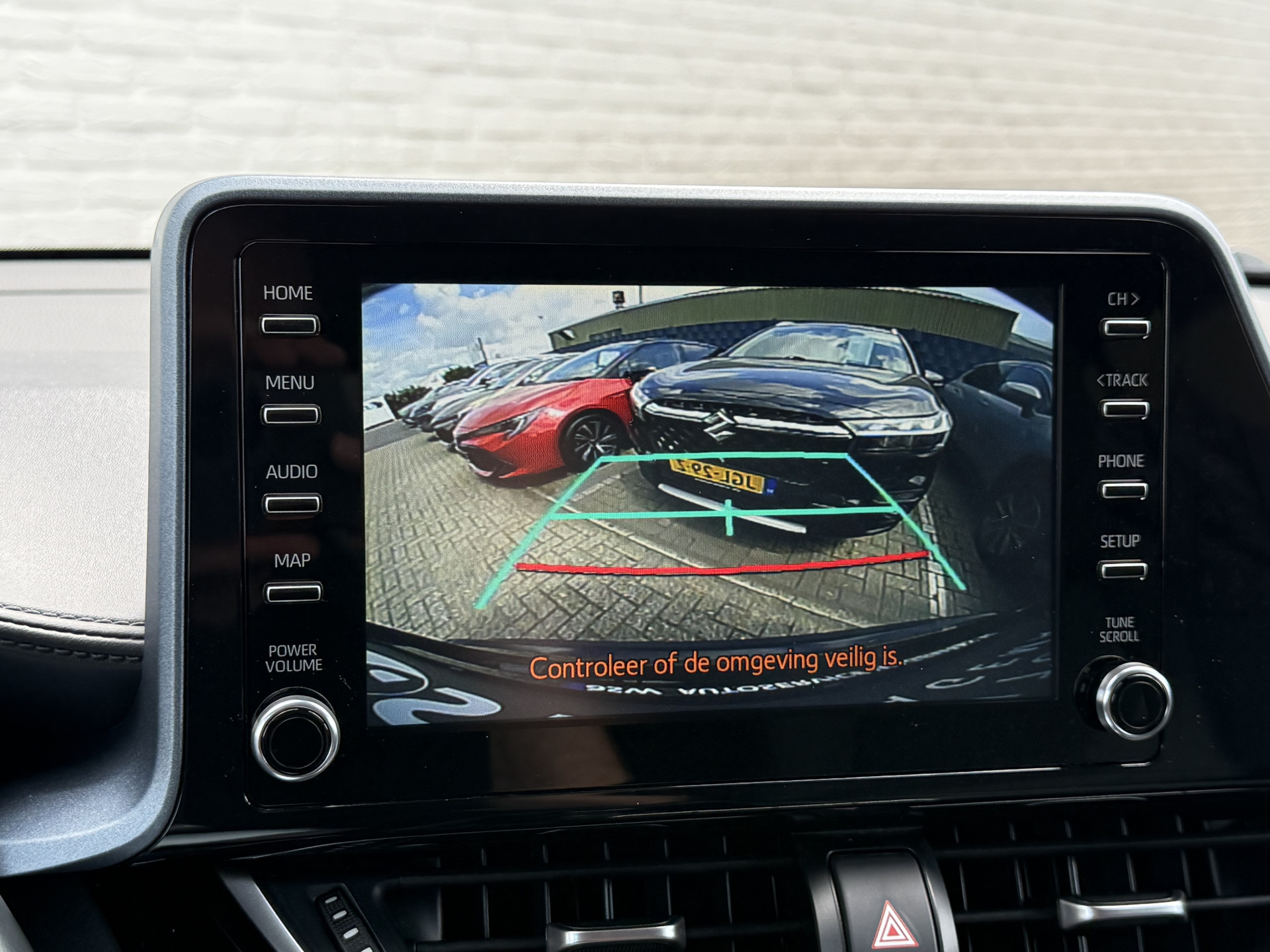 Foto van Toyota C-hr