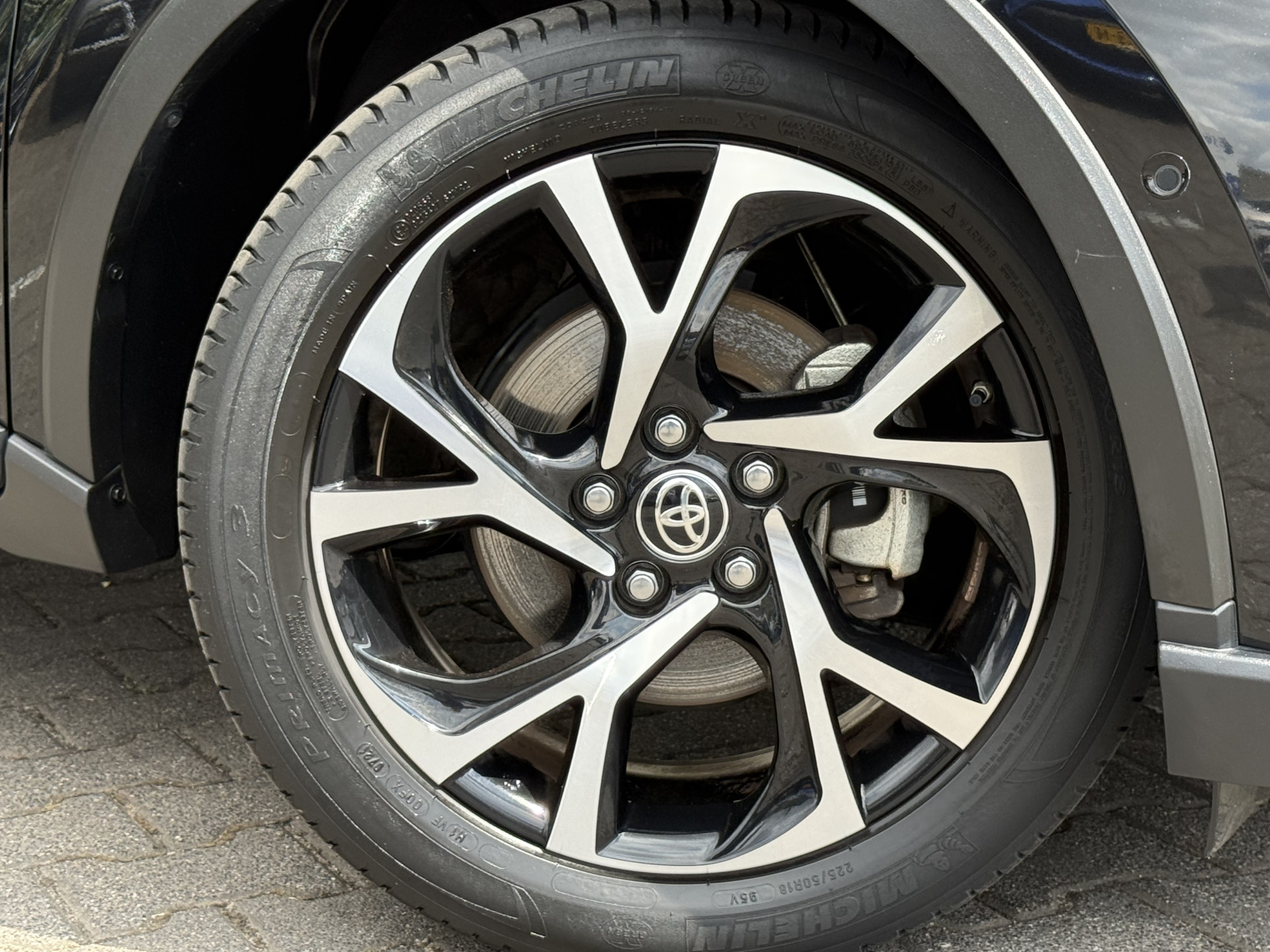Foto van Toyota C-hr