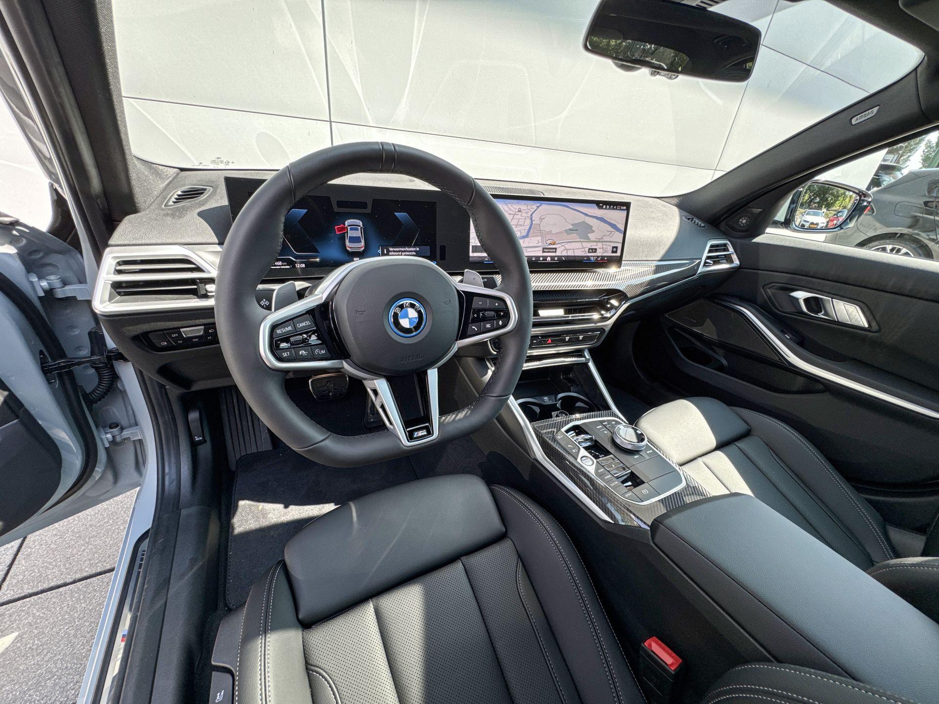 Foto van BMW 330e