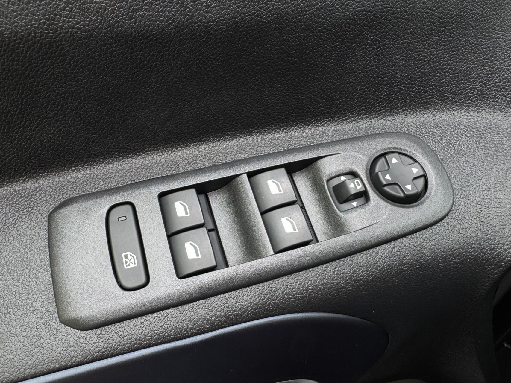 Foto van Peugeot Rifter