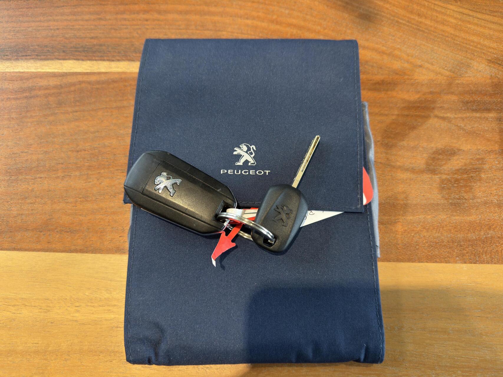 Foto van Peugeot Rifter