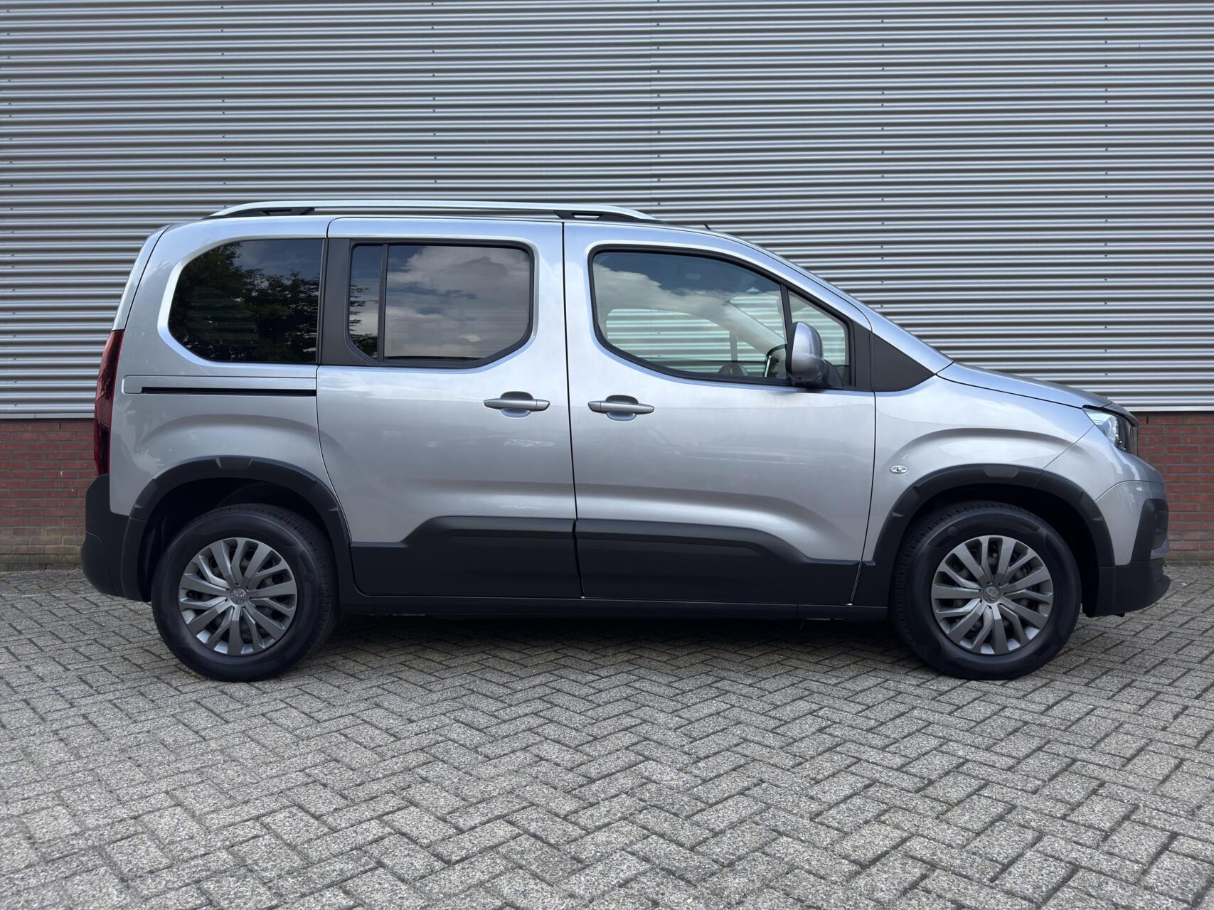 Foto van Peugeot Rifter