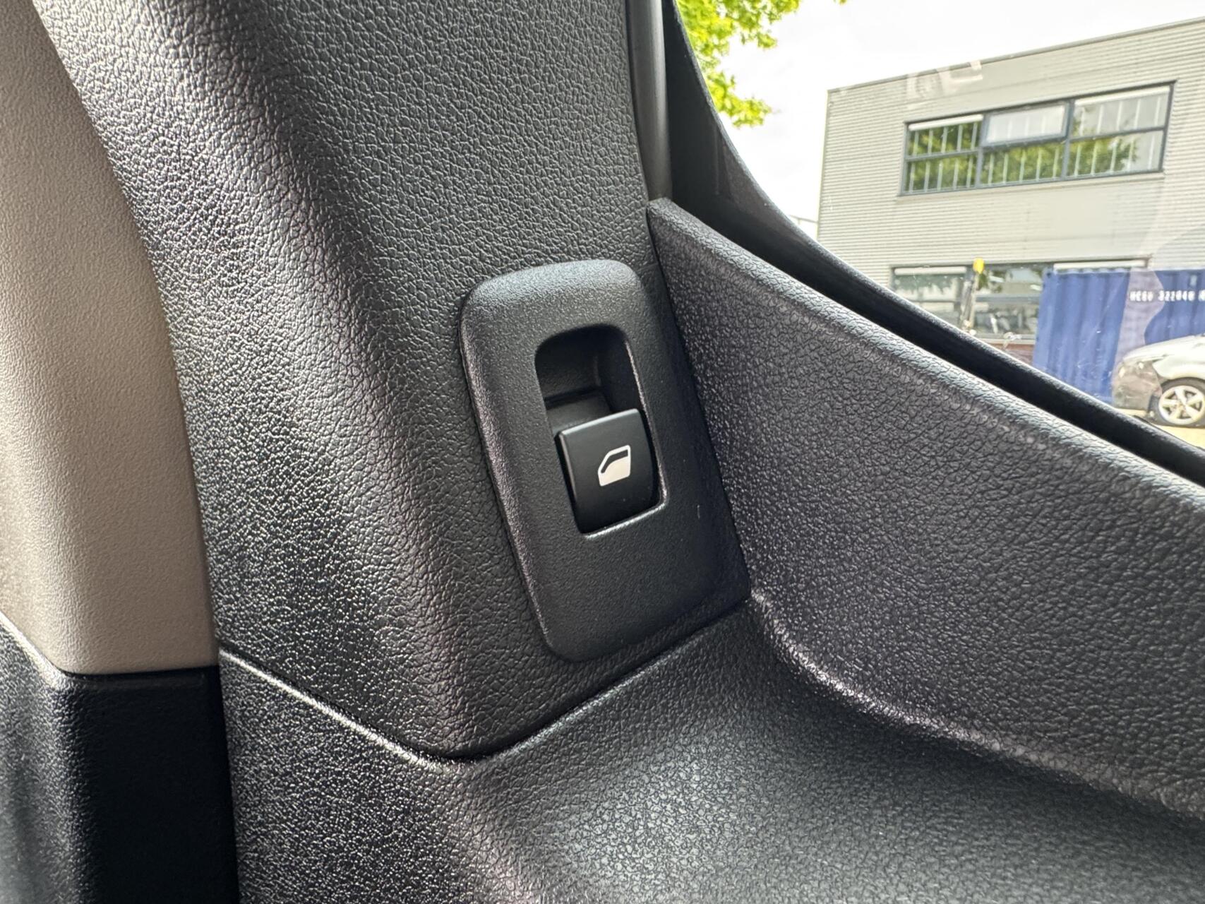 Foto van Peugeot Rifter