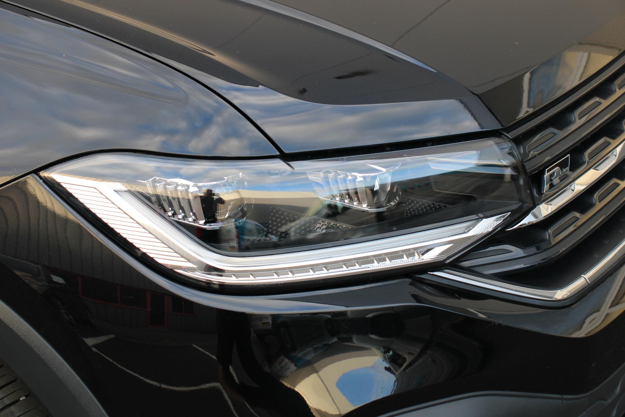 Foto van Volkswagen T-cross
