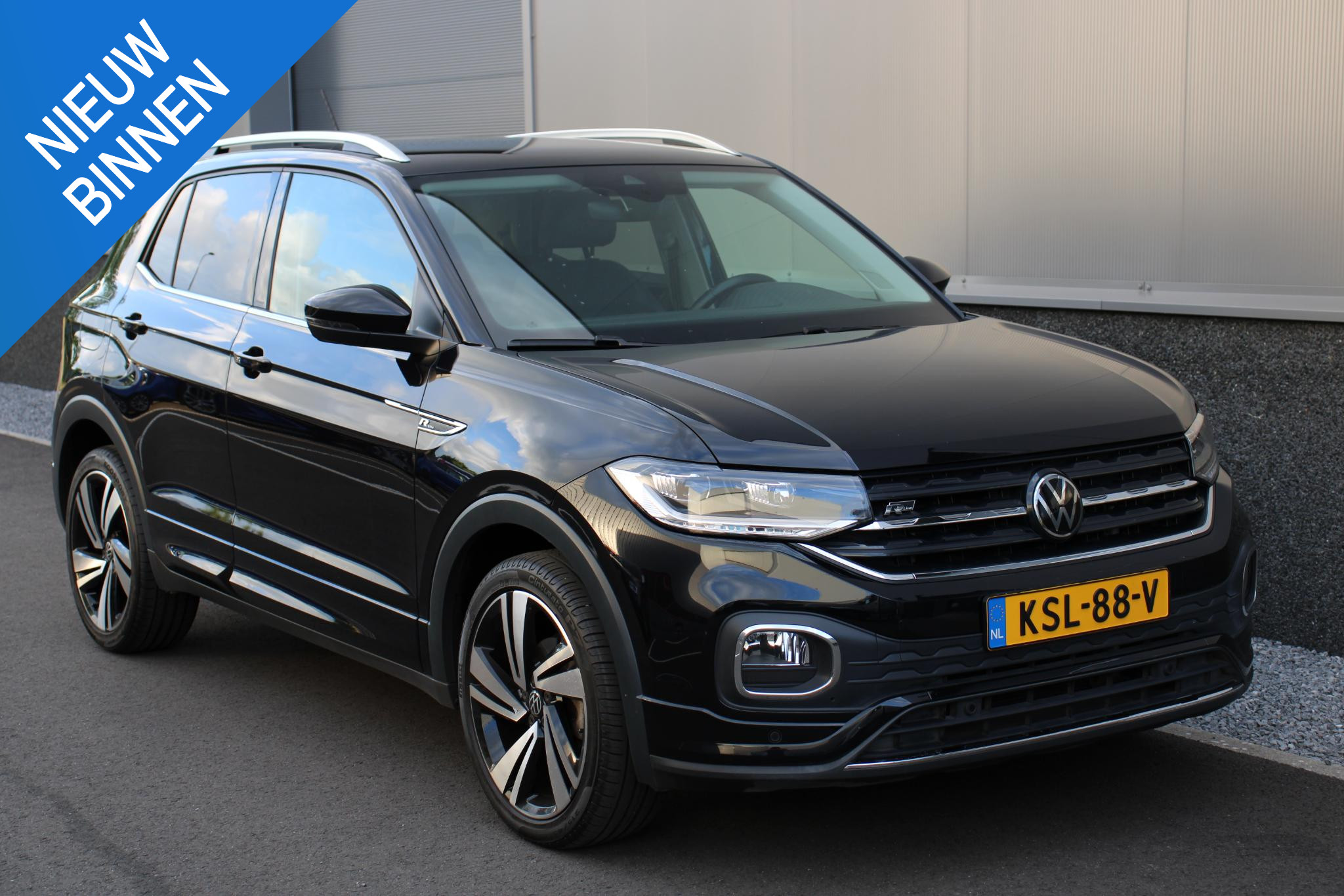 Volkswagen T-cross 1.0 TSI R-LINE, VIRTUAL, STOELVERWARMING 2022 - voorkant