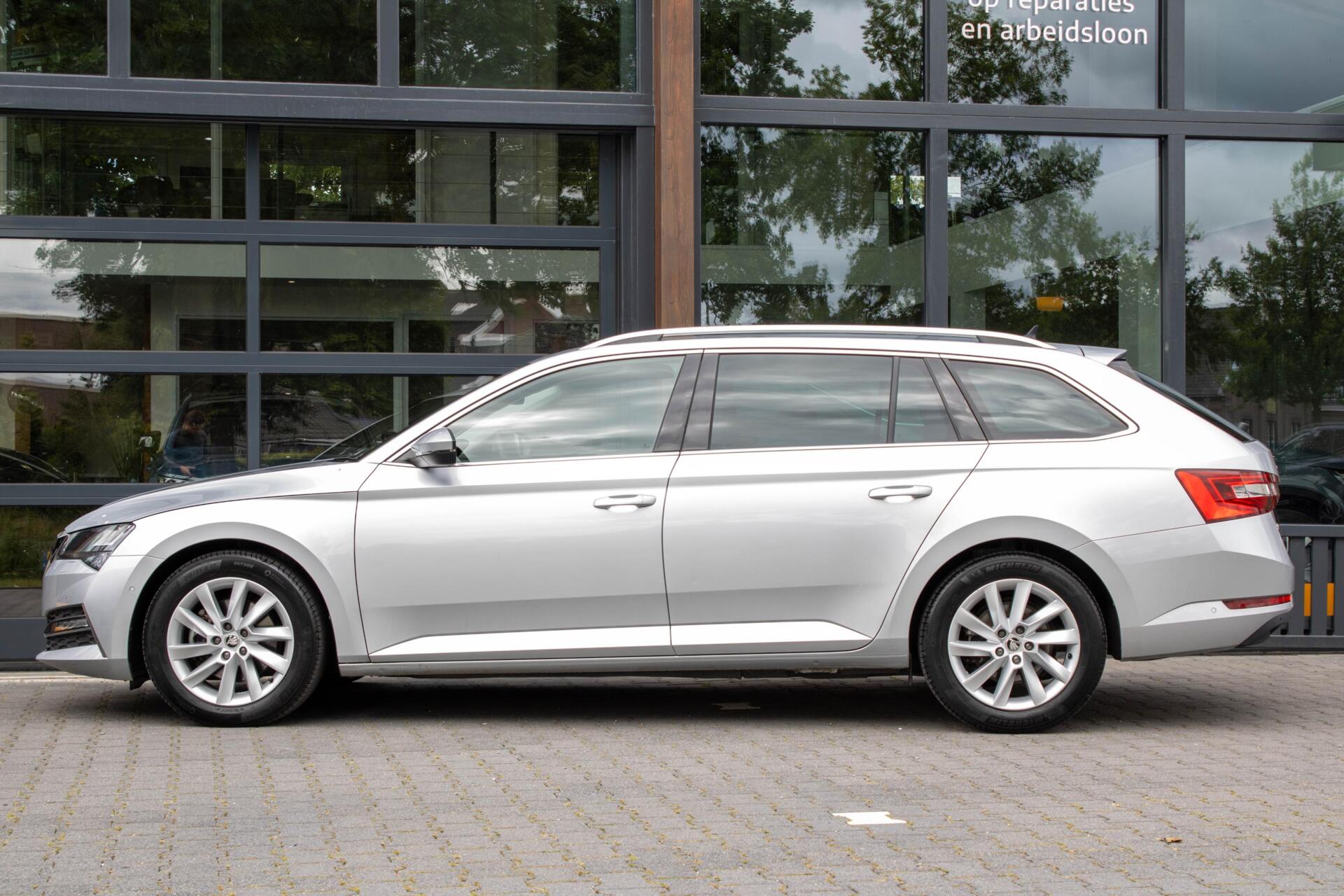 Foto van Skoda Superb Combi