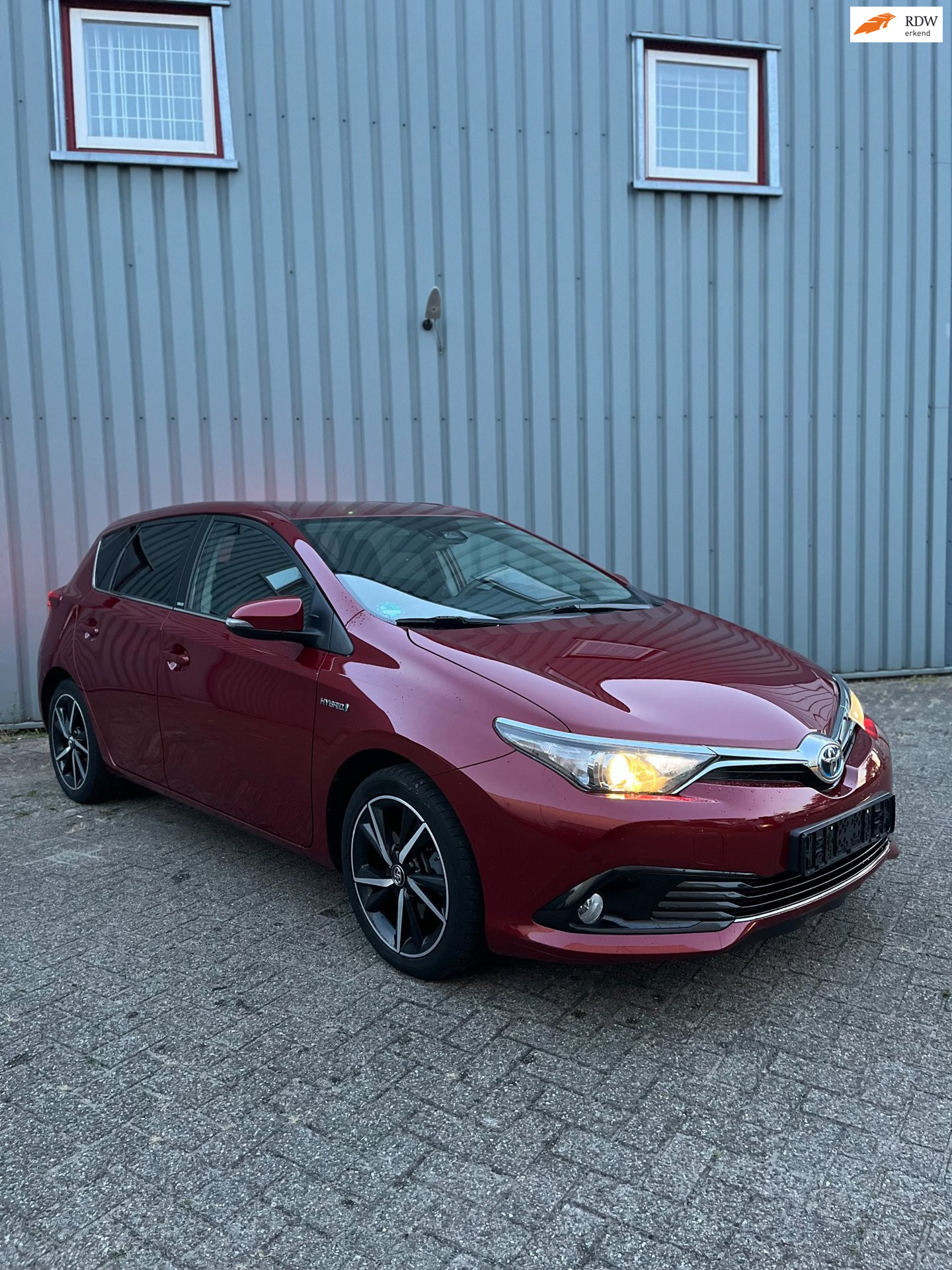 Toyota Auris 1.8 Hybrid Executive zeer nette auto 2017 - voorkant