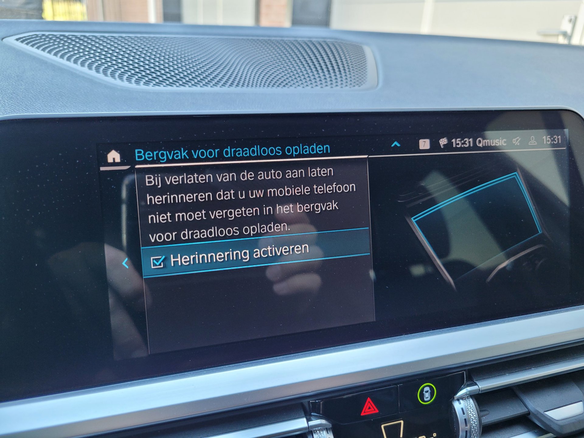 Foto van BMW 330e