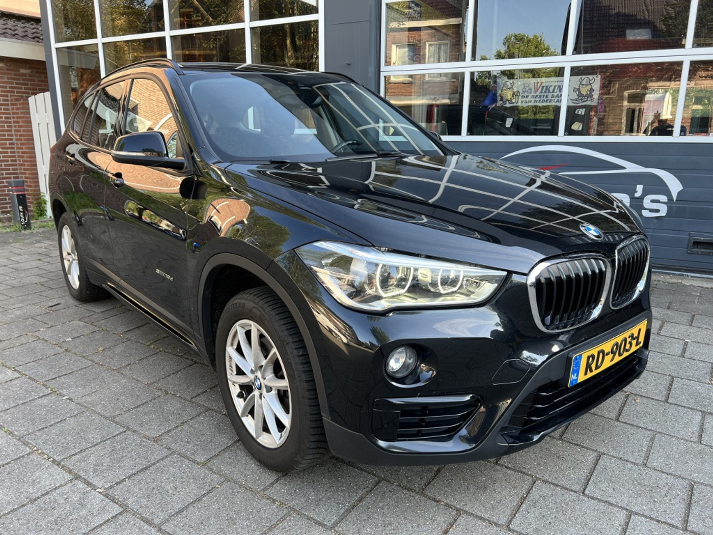 Foto van BMW X1 Sdrive18d