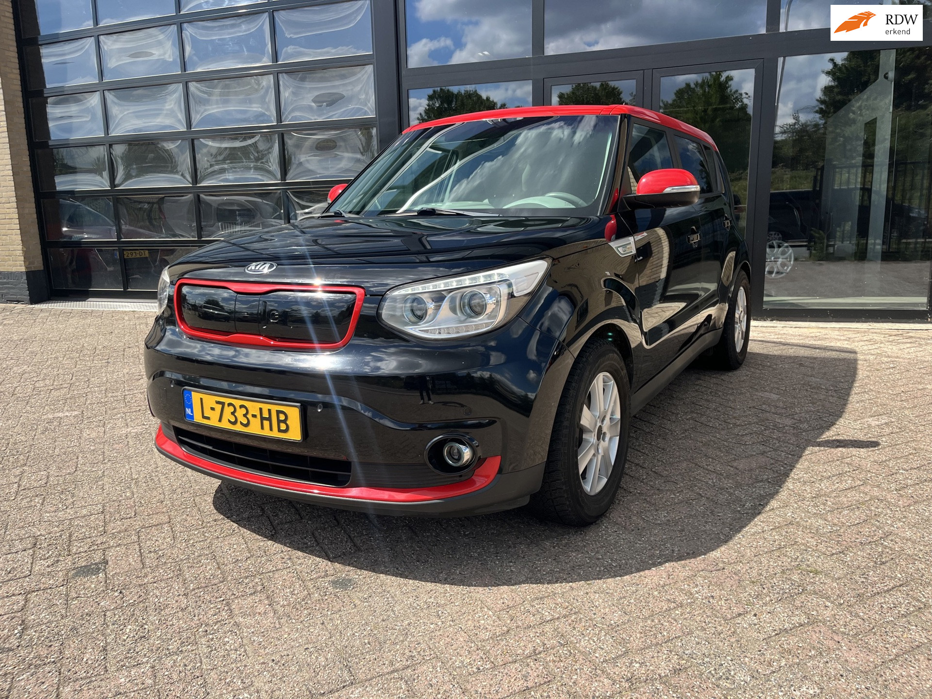 Kia Soul ExecutiveLine 27 kWh, Leer, Navi ,Camera 2016 - voorkant