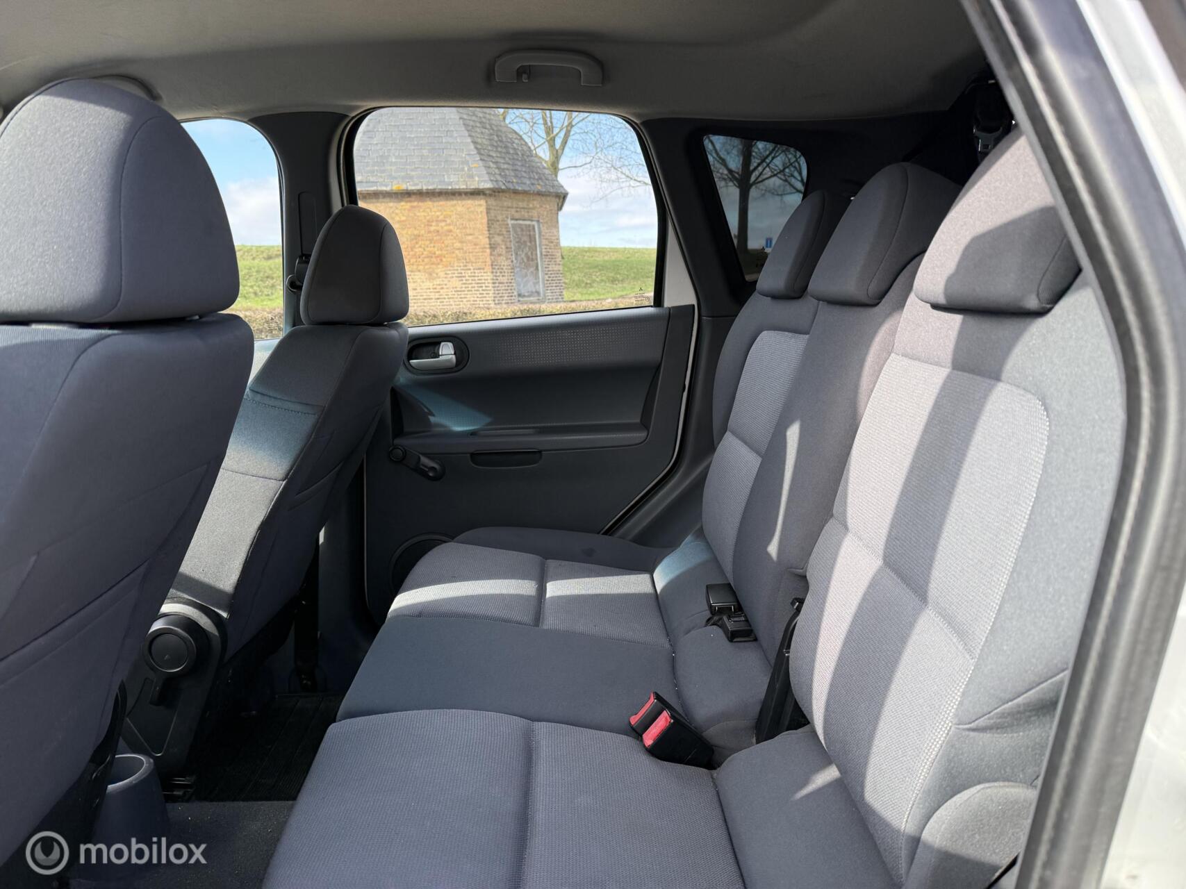 Foto van Mitsubishi Mitsubishi Colt