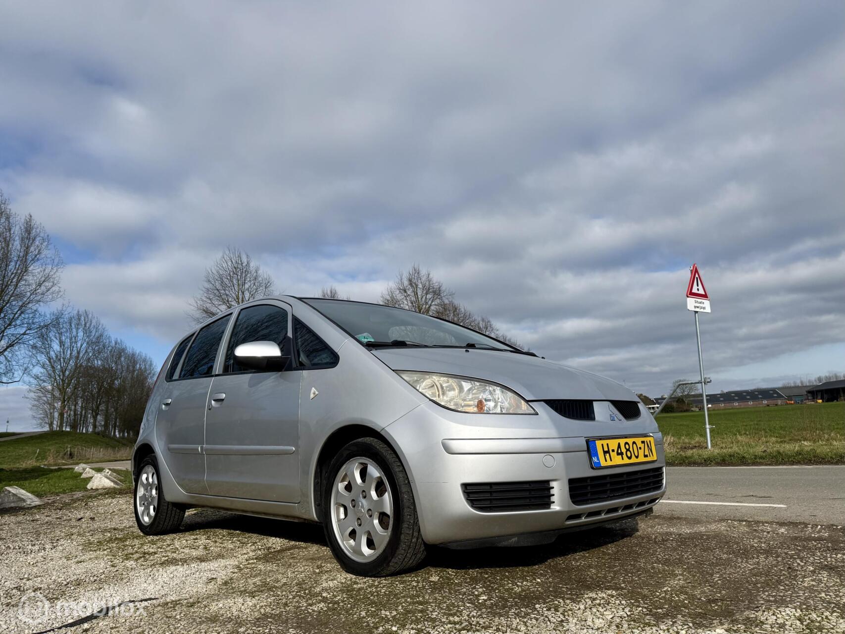 Foto van Mitsubishi Mitsubishi Colt