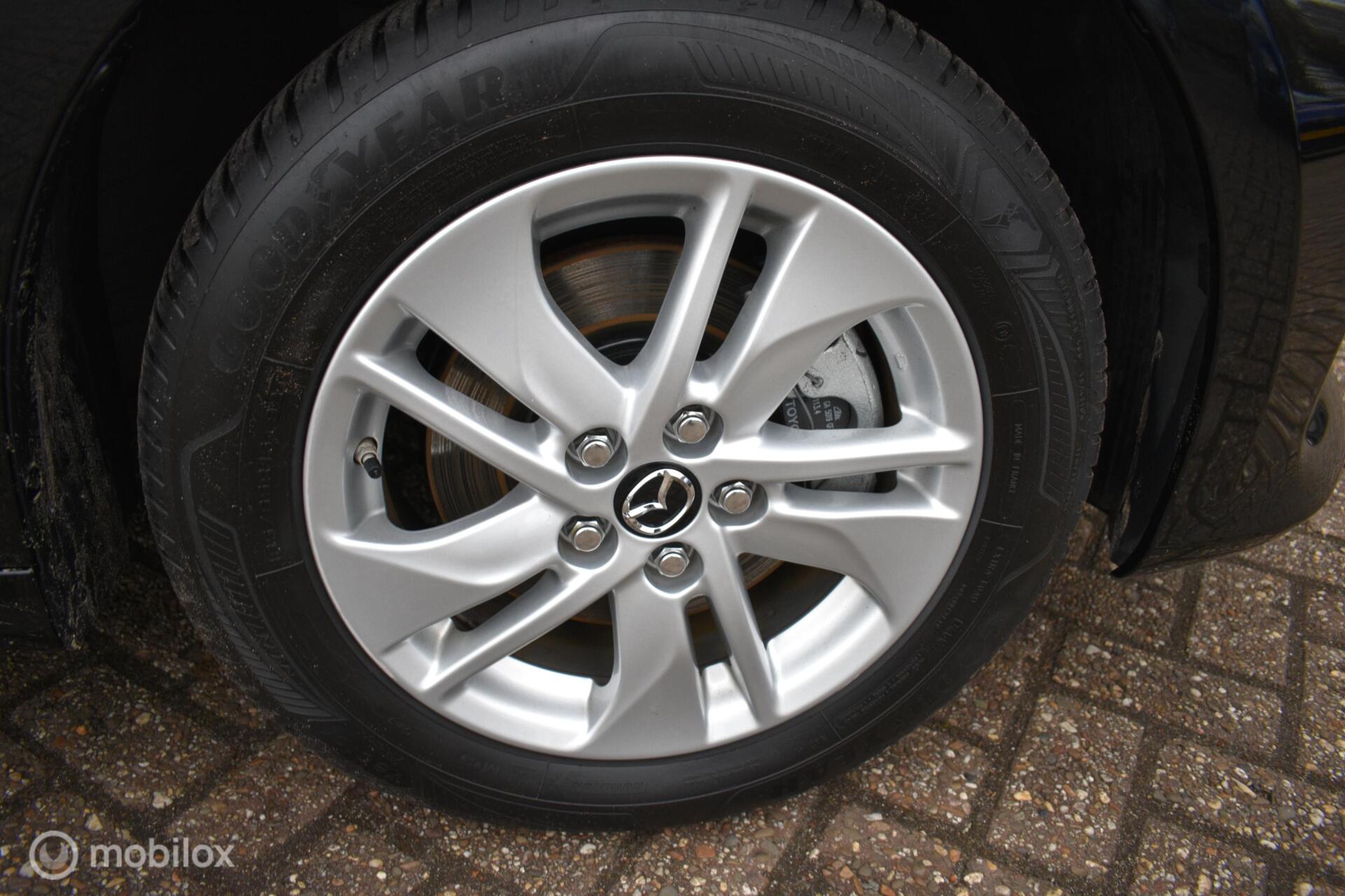 Foto van Mazda Mazda2 Hybrid
