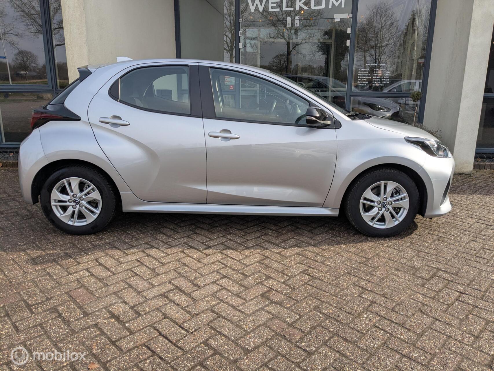 Foto van Mazda Mazda2 Hybrid