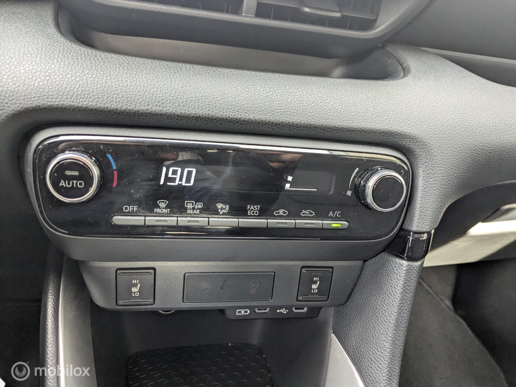 Foto van Mazda Mazda2 Hybrid