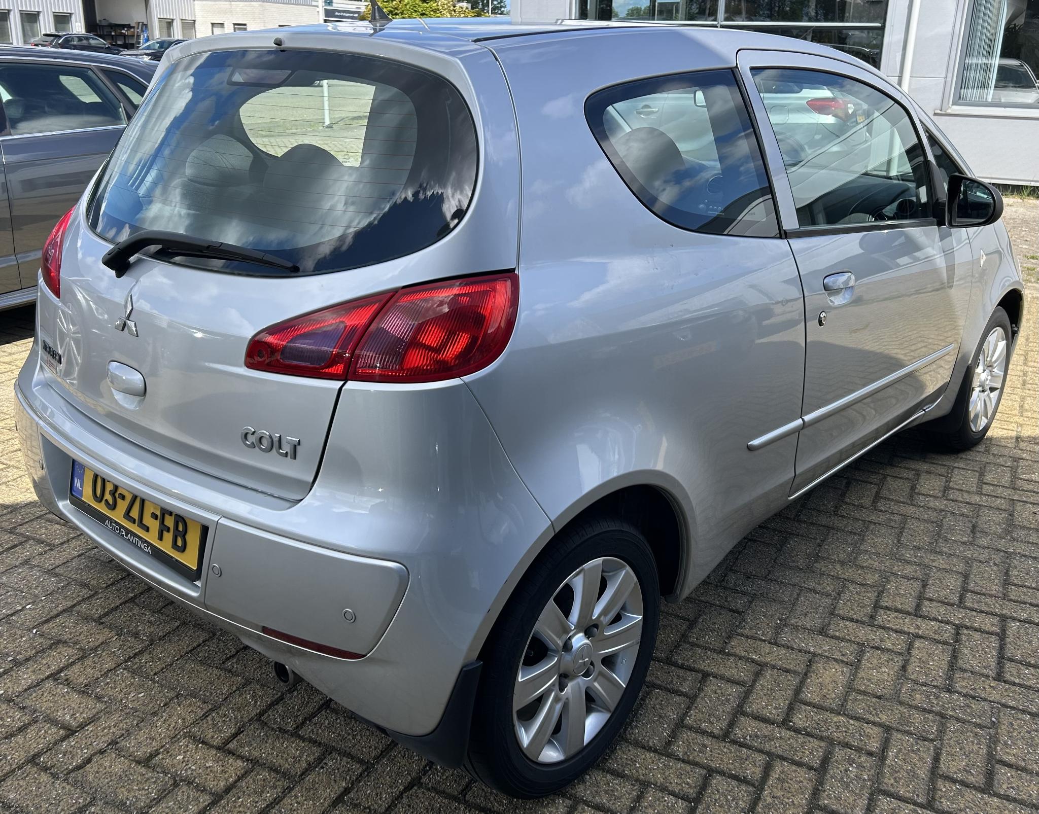 Foto van Mitsubishi Mitsubishi Colt