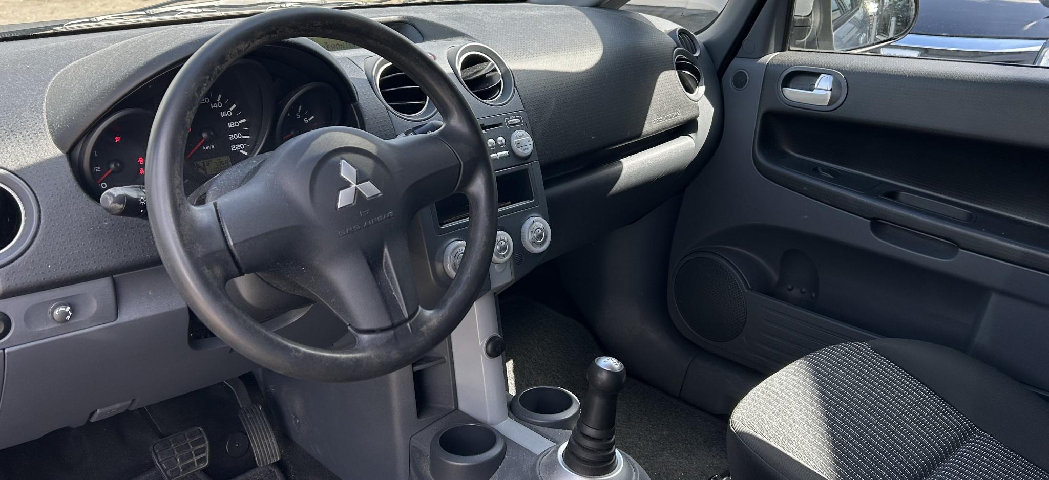 Foto van Mitsubishi Mitsubishi Colt