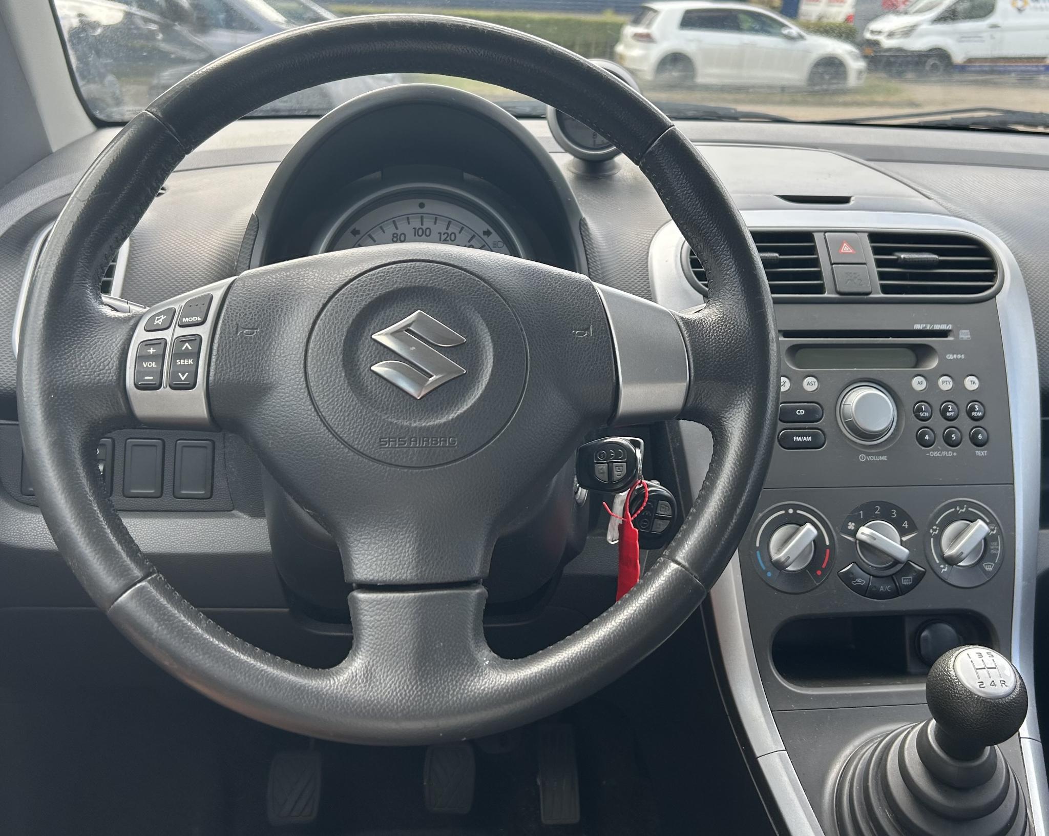 Foto van Suzuki Splash